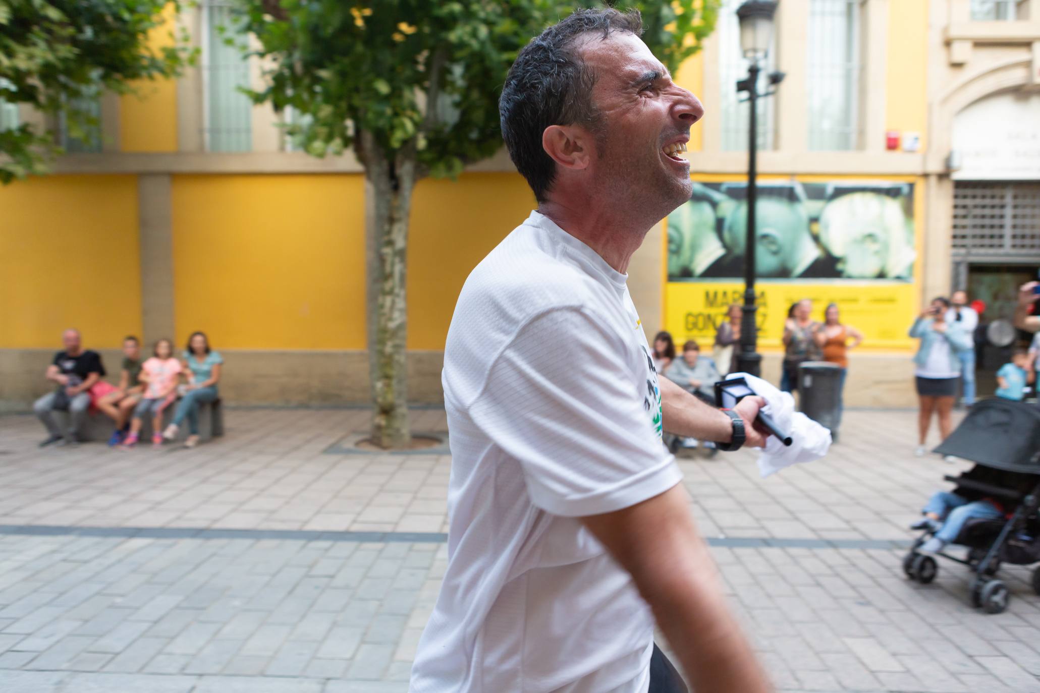 Fotos: Así ha sido la llegada del Corredor Solidario a Logroño