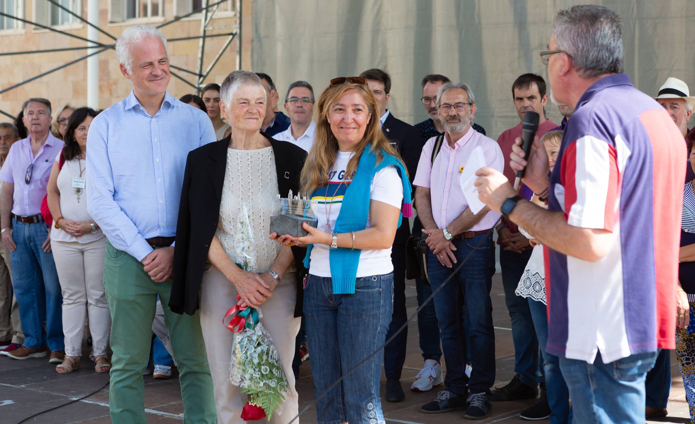 Fotos: Logroño celebra el Día del Vecino