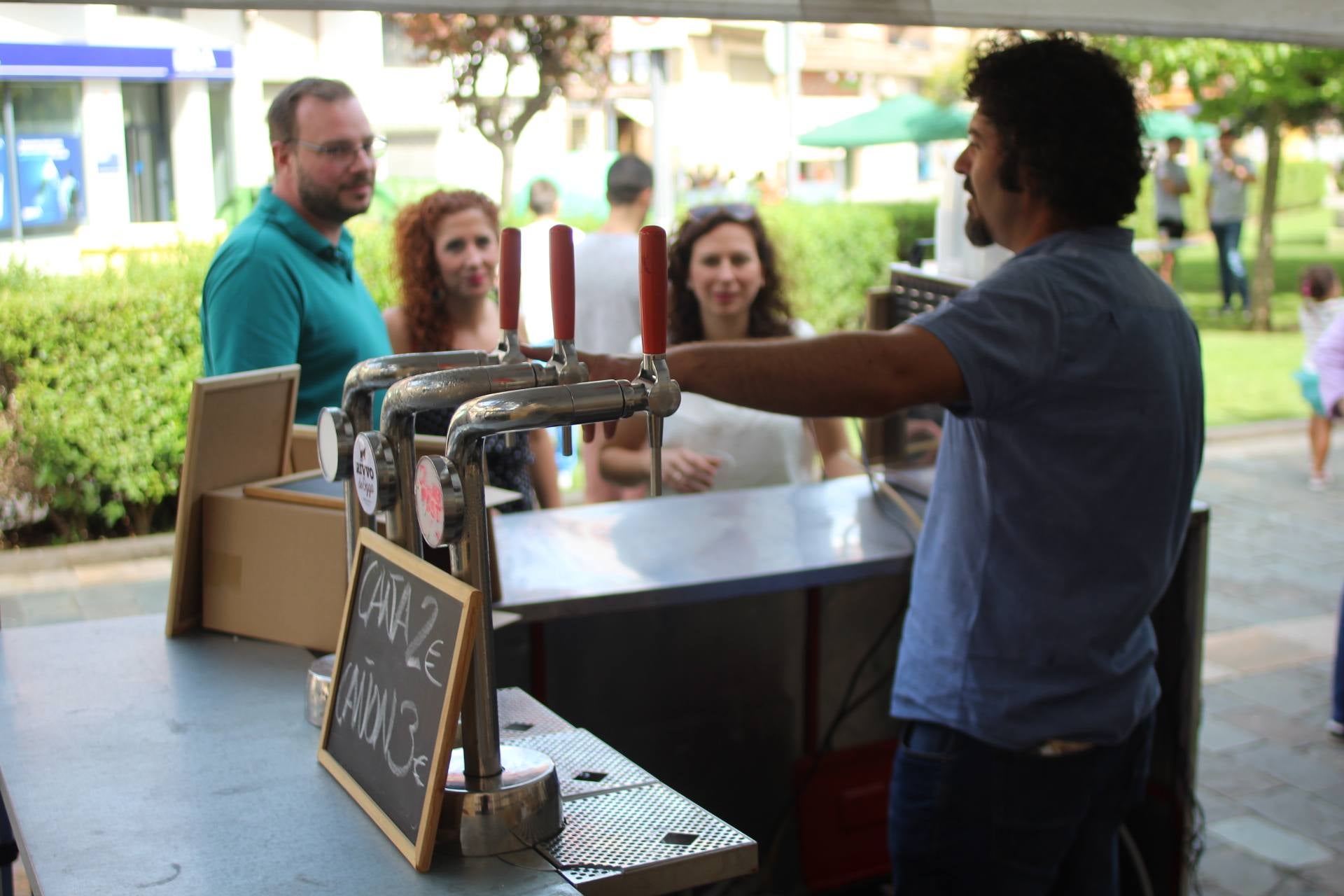 Fotos: Lardero acoge la Feria de la Cerveza Artesana