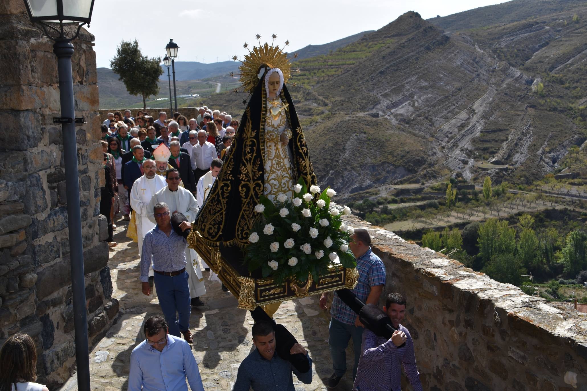 Fotos: Cornago vivió la procesión de la Virgen de la Soledad