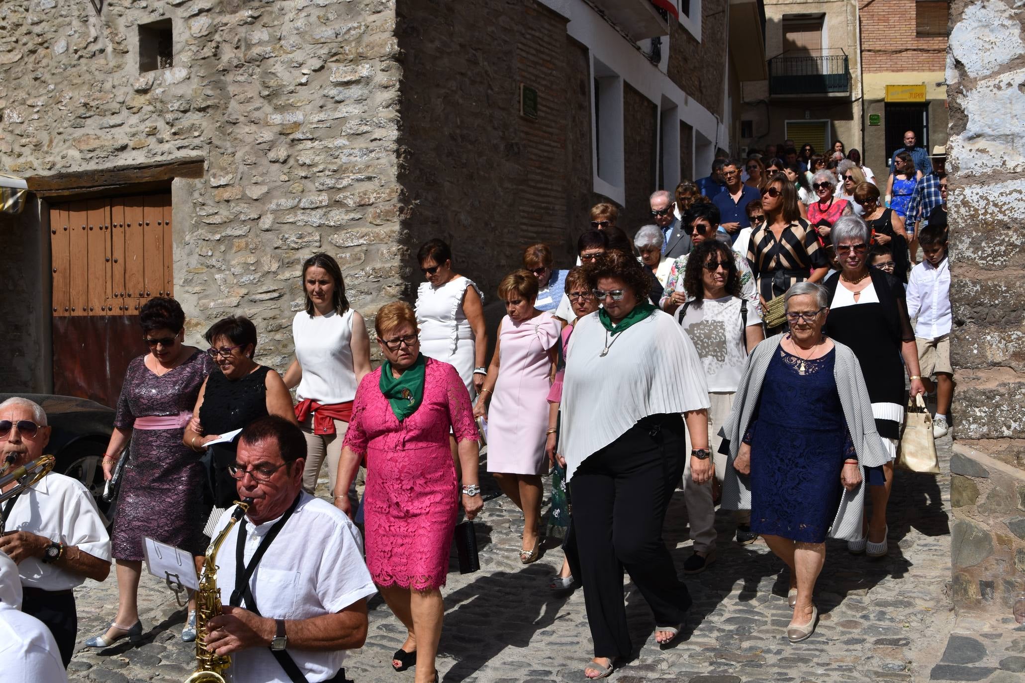 Fotos: Cornago vivió la procesión de la Virgen de la Soledad