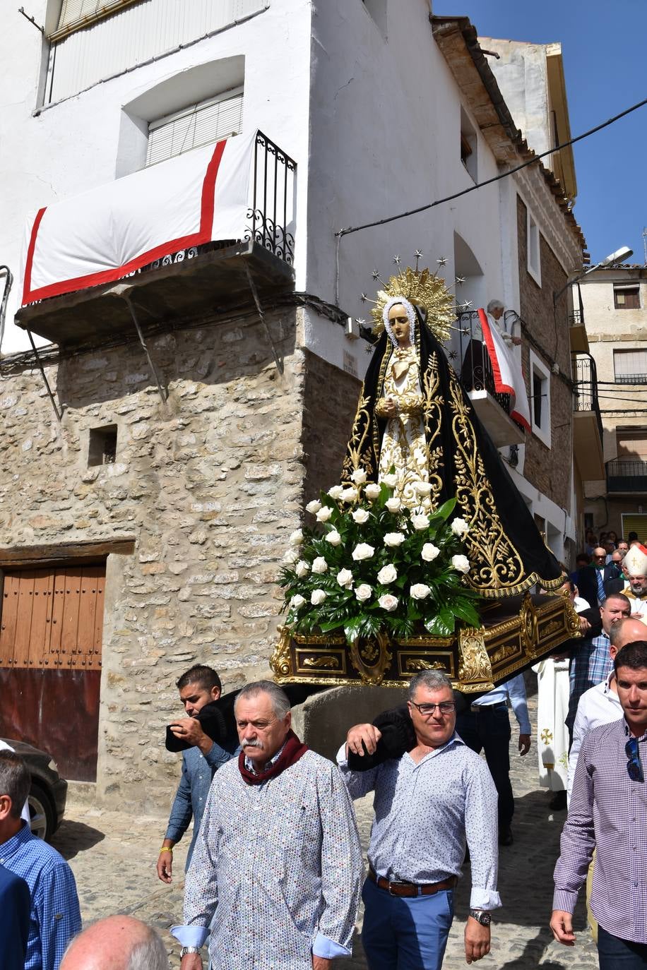 Fotos: Cornago vivió la procesión de la Virgen de la Soledad