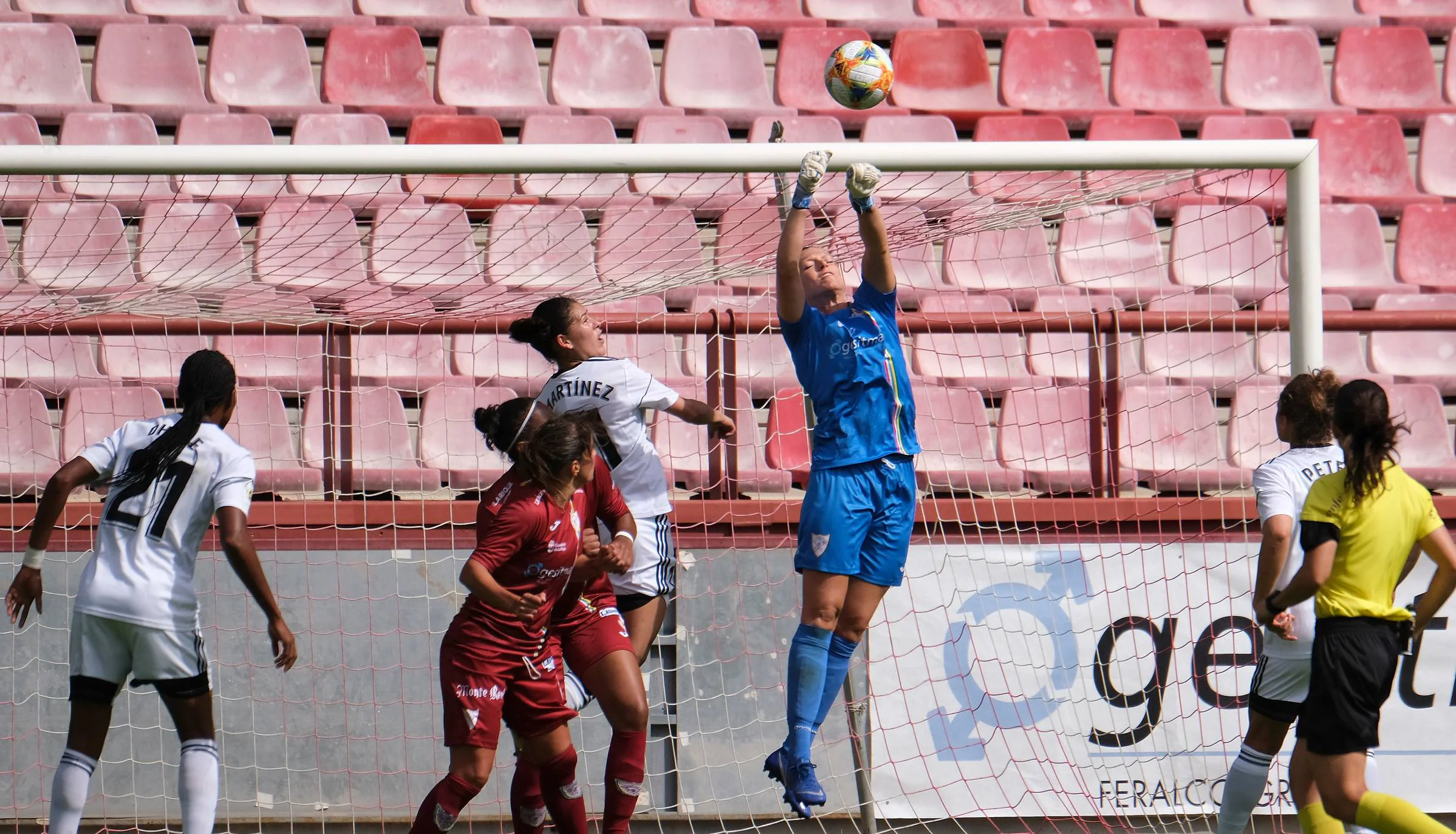 Chini celebra su gol. 