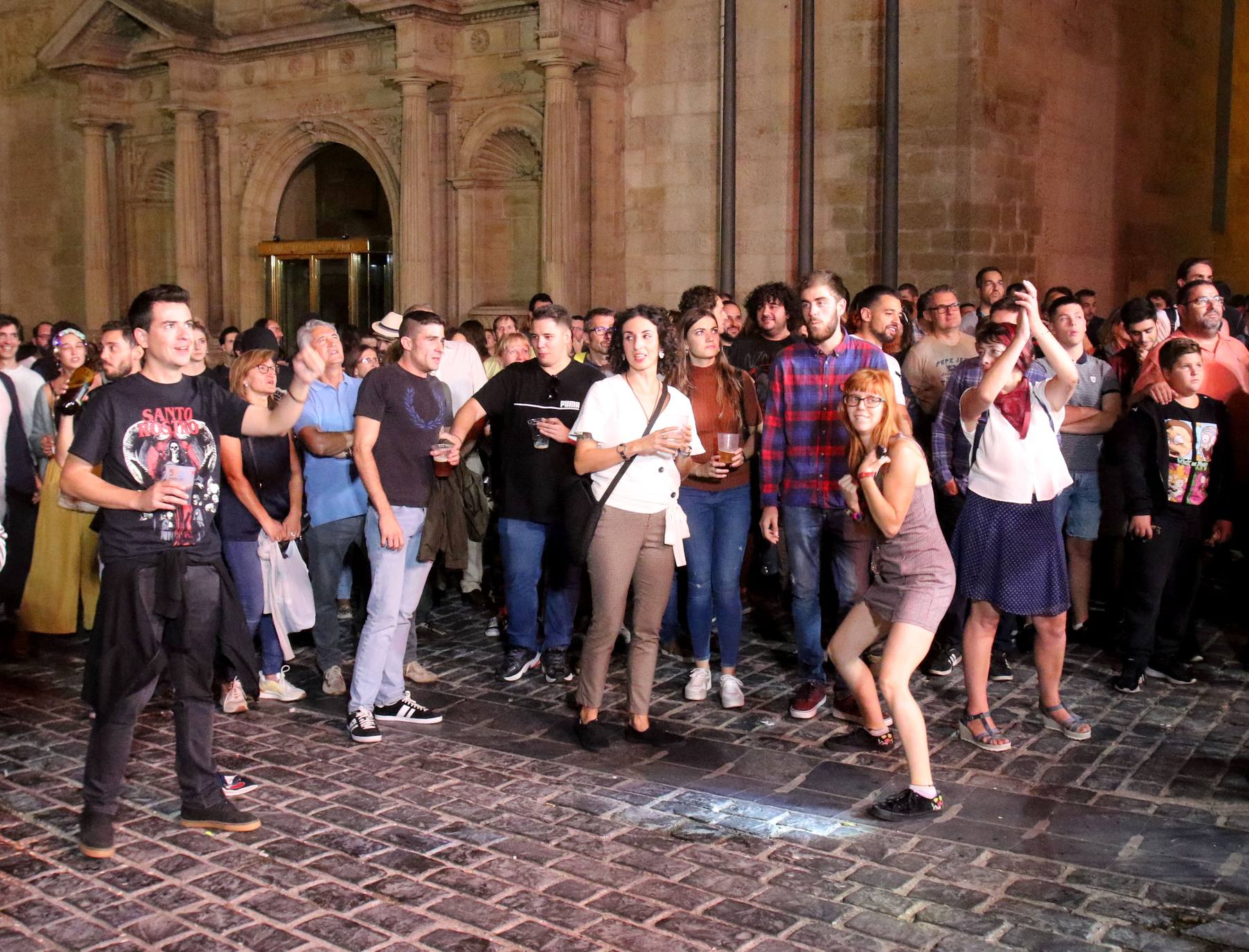 Fotos: Los conciertos del Parrilla Rock, en la plaza del Parlamento