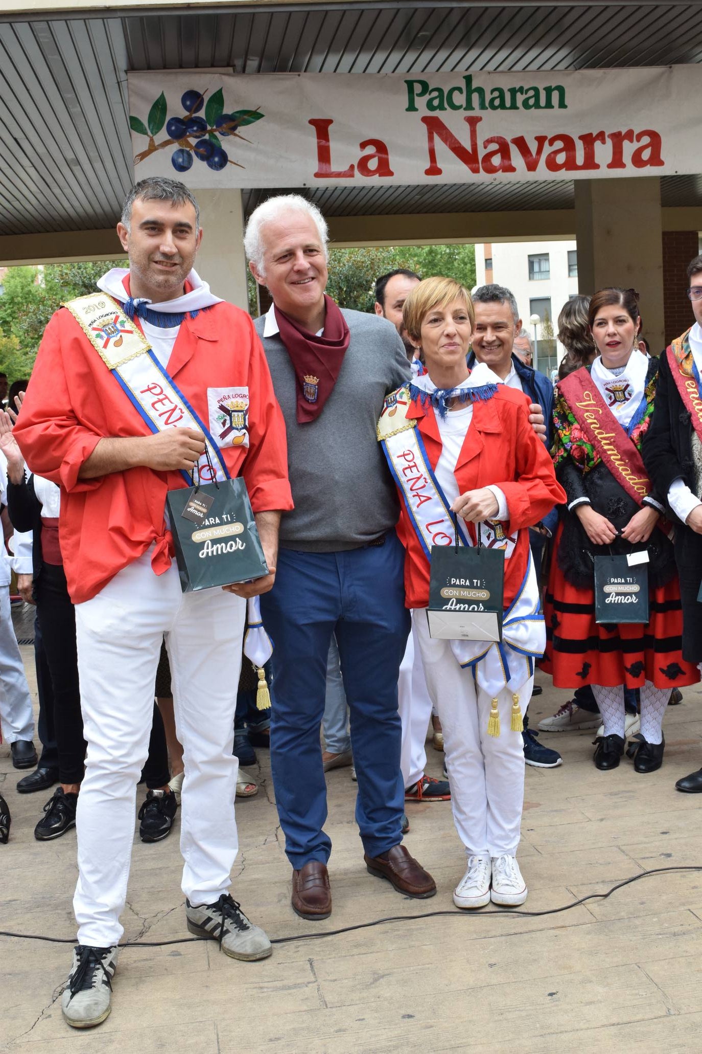 La Cocina Económica recibe las 'Llaves de Oro' de la Peña Logroño