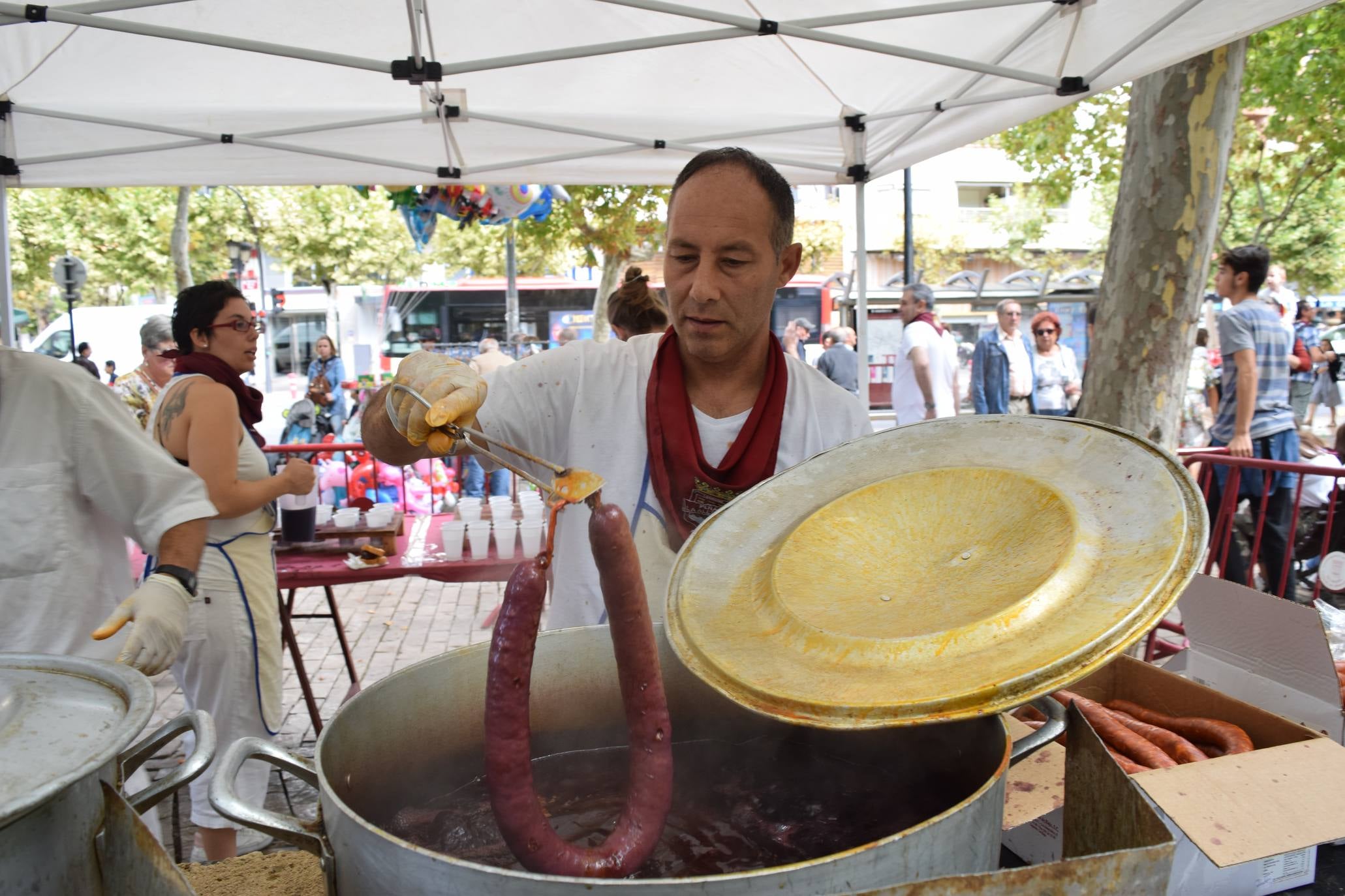 Degustación de chistorra y queso roncal y degustacion de chorizo