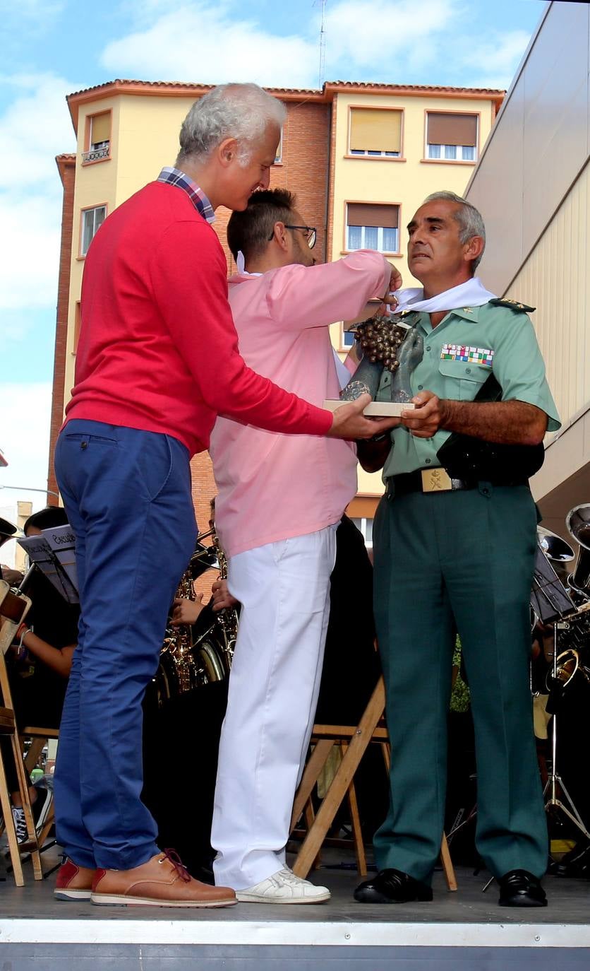 La peña Áster ha elegido a la Benemérita como merecedora del reconocimiento de este año. 