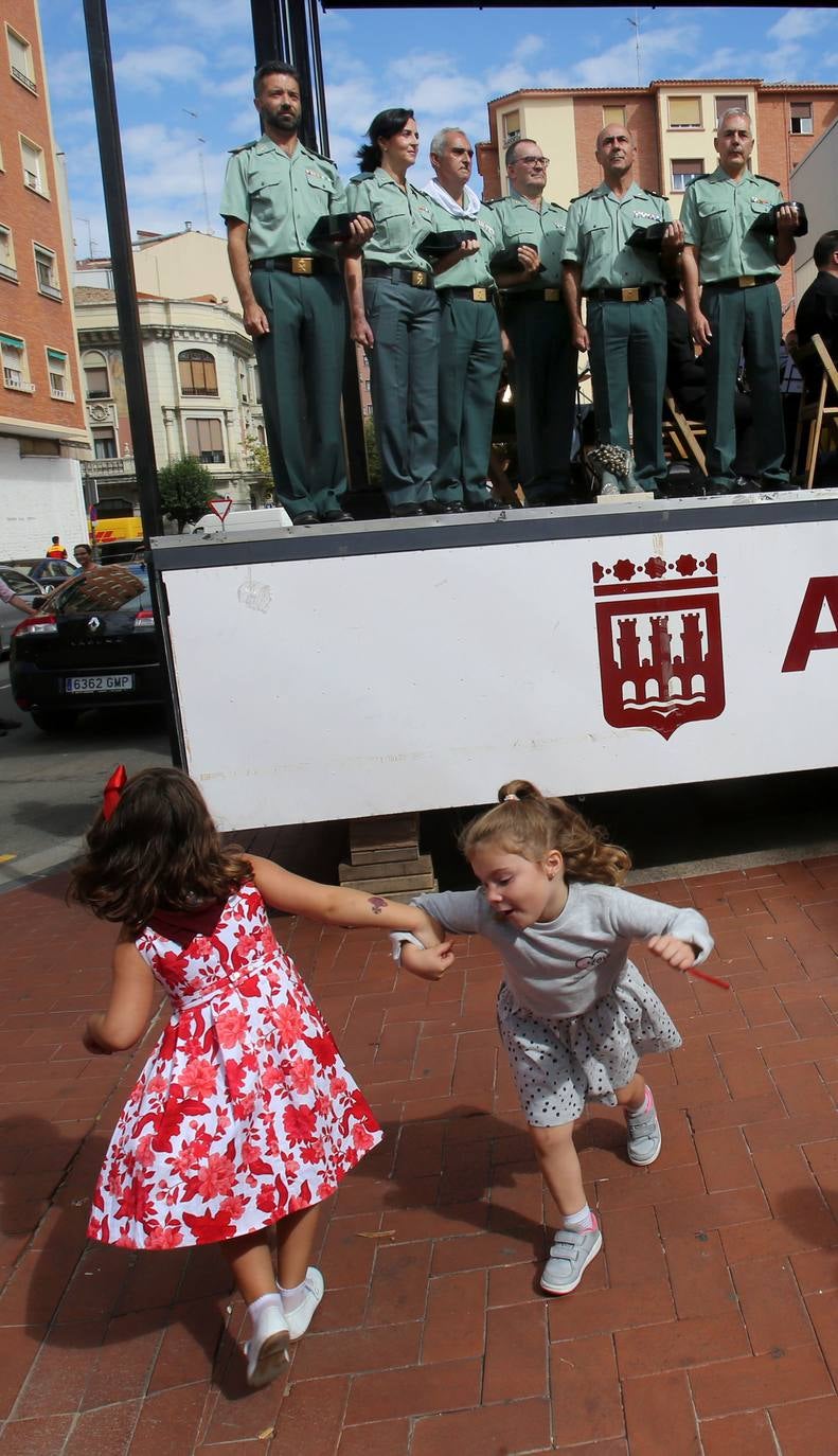 La peña Áster ha elegido a la Benemérita como merecedora del reconocimiento de este año. 