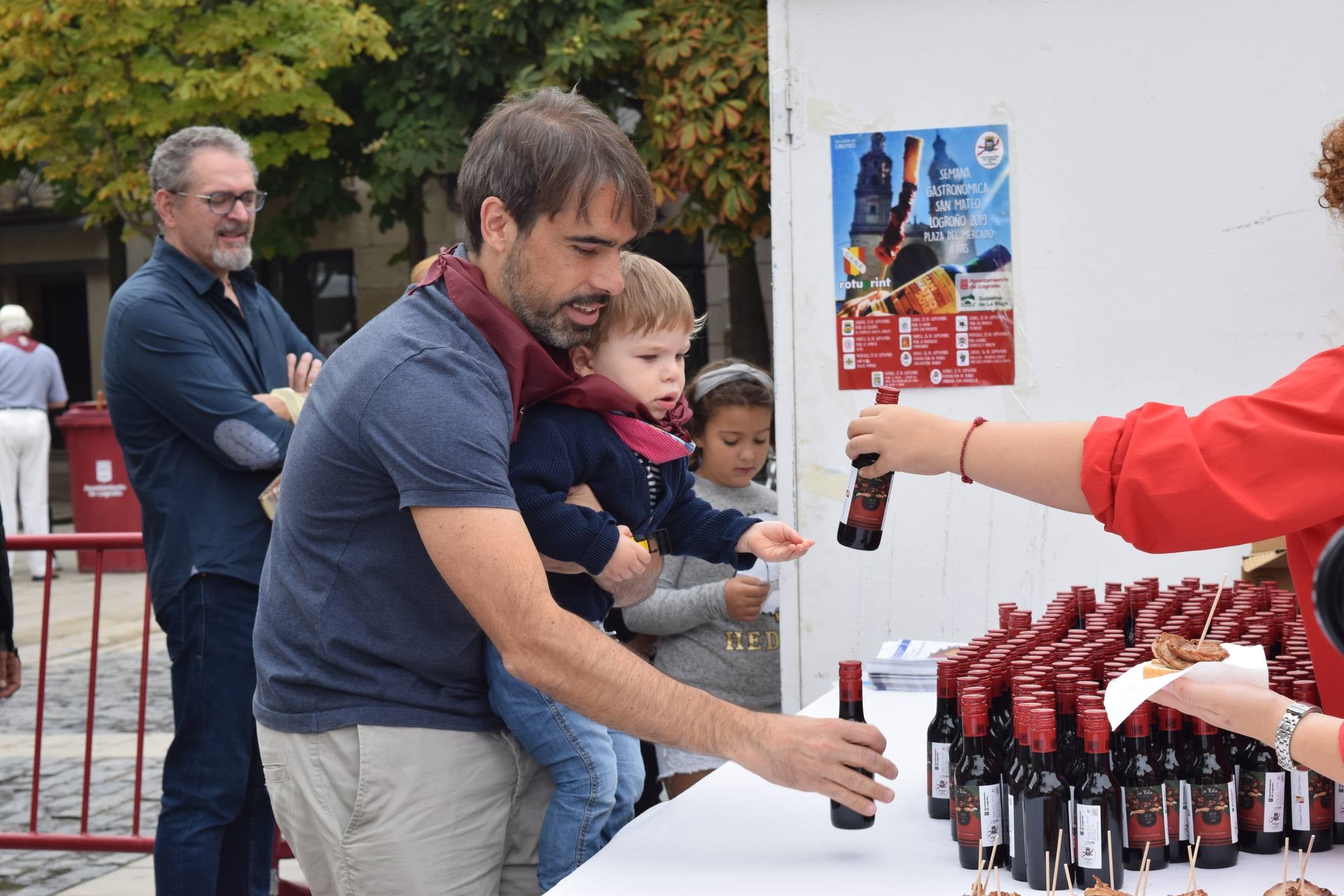 Degustación de setas y degustación de embuchados.