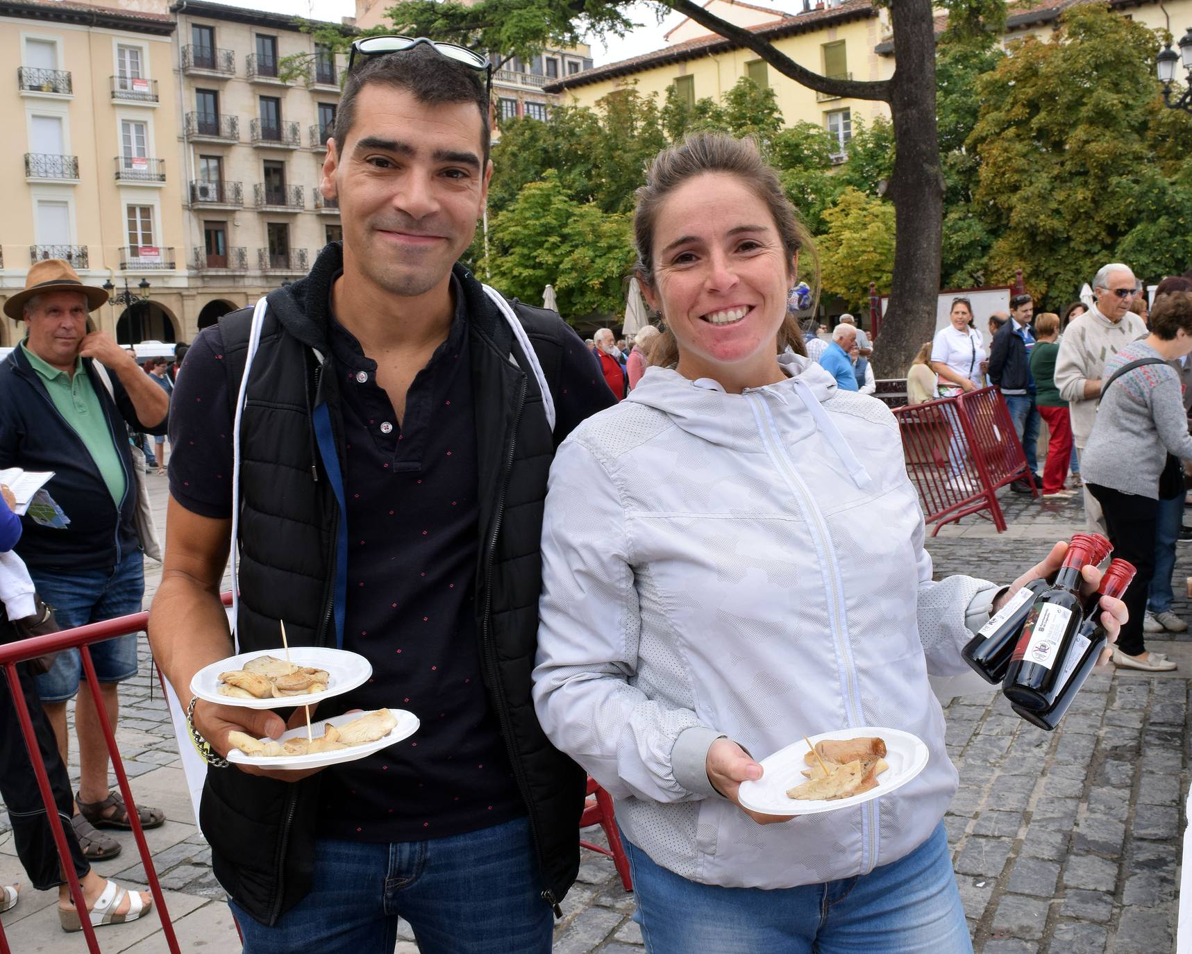 Degustación de setas y degustación de embuchados.