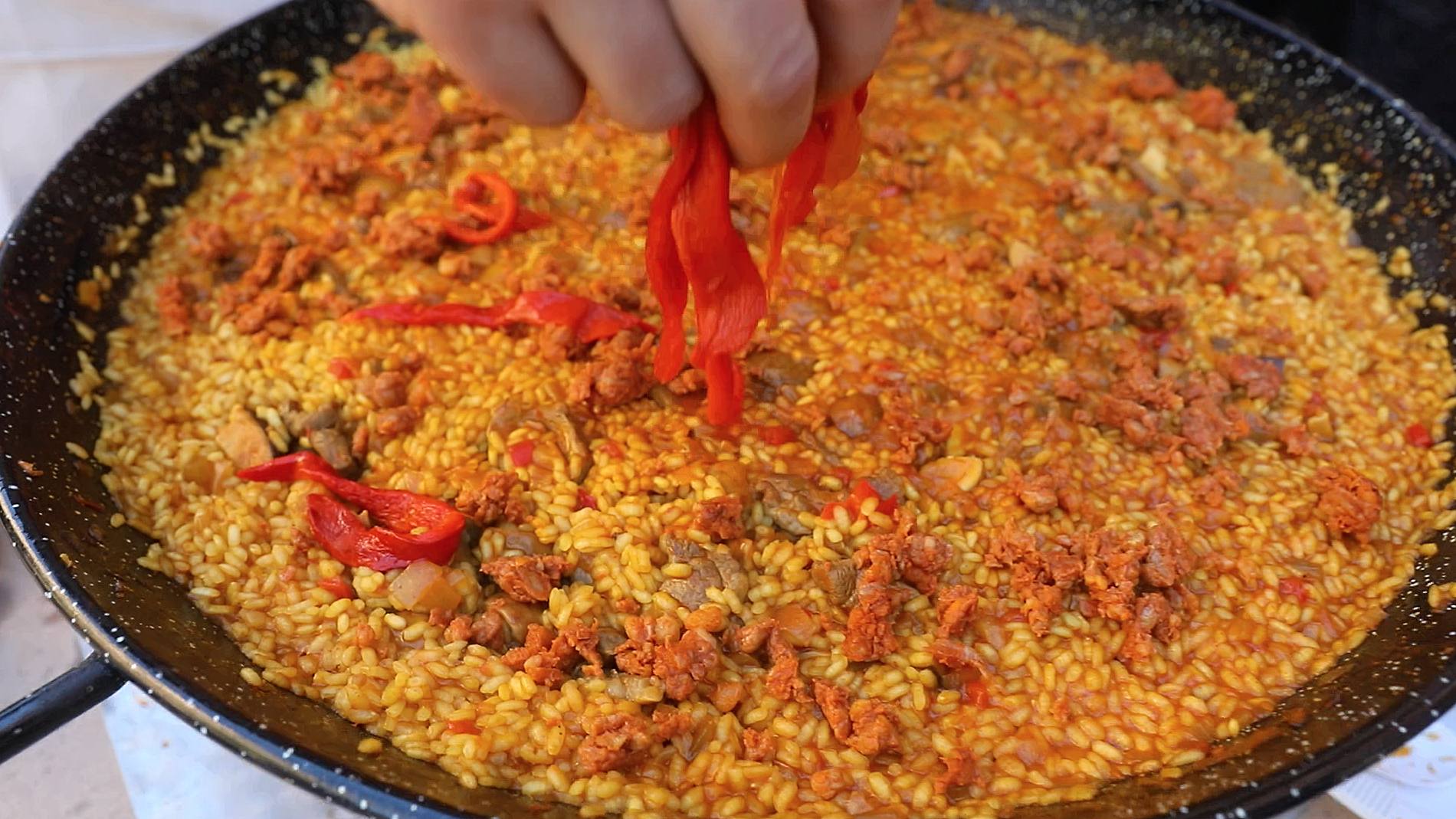 Logroño celebra el Concurso de Paellas de San Mateo