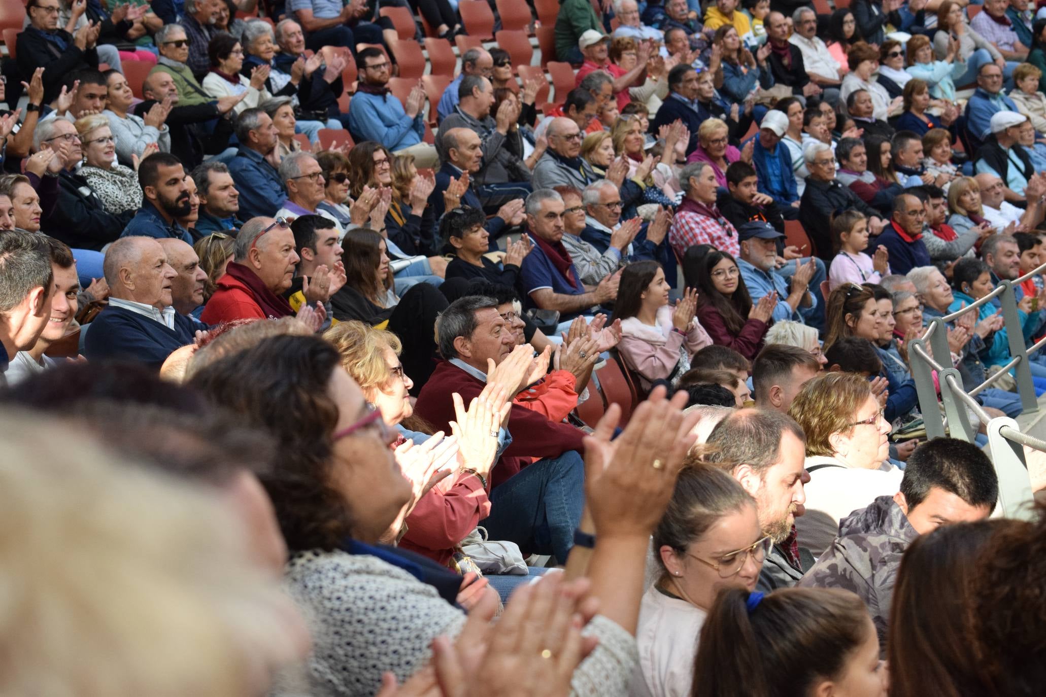 Fotos: Jueves de vaquillas en La Ribera