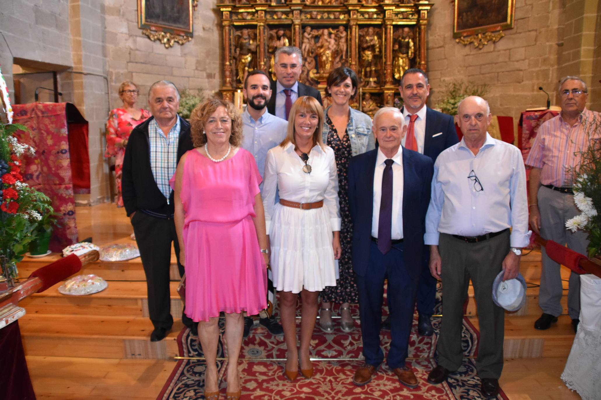 La procesión se ha llevado a cabo este viernes en La Villa de Ocón. 