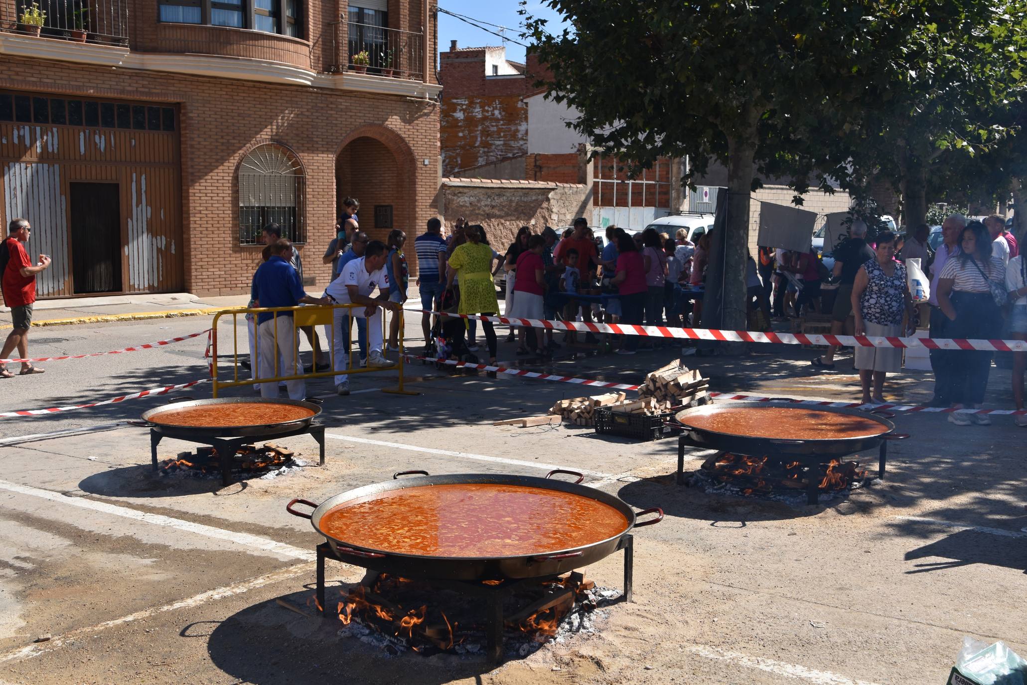 Paella, degustación y jotas, en las fiestas de San Miguel de Rincón de Soto