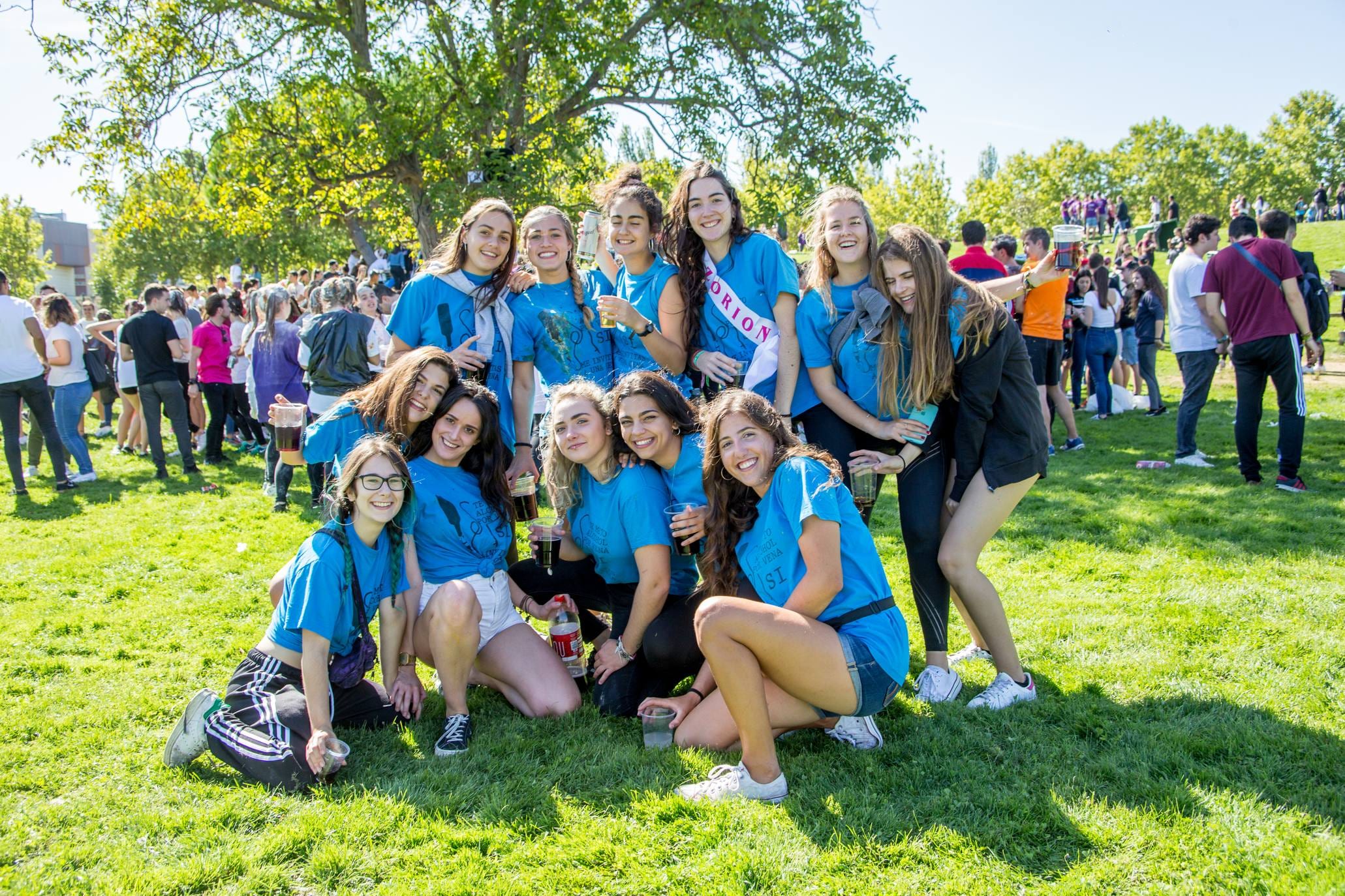 Los estudiantes de la Universidad de La Rioja celebran las novatadas