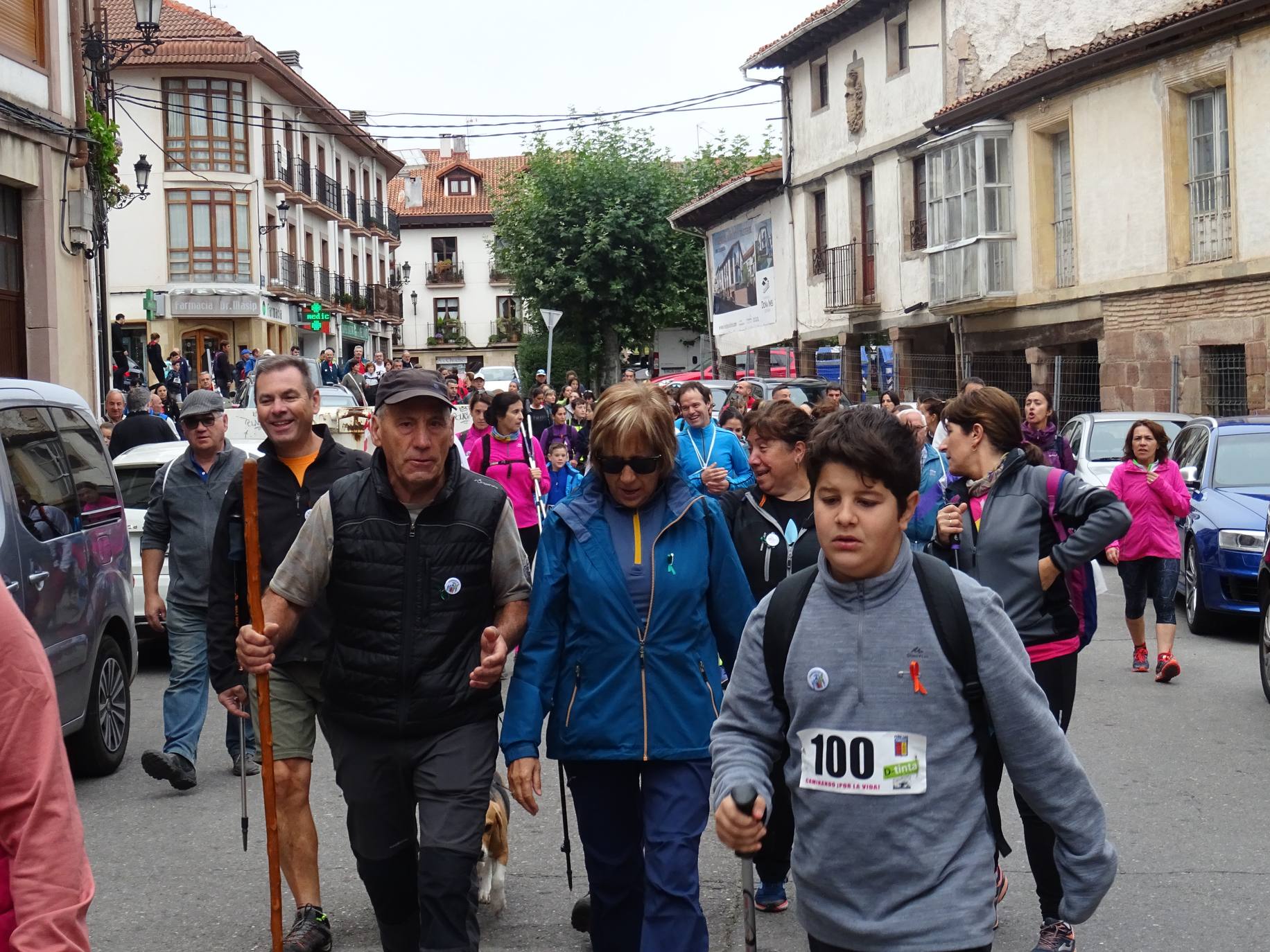 Marcha 'Caminando, ¡por la vida! celebrada en Ezcaray