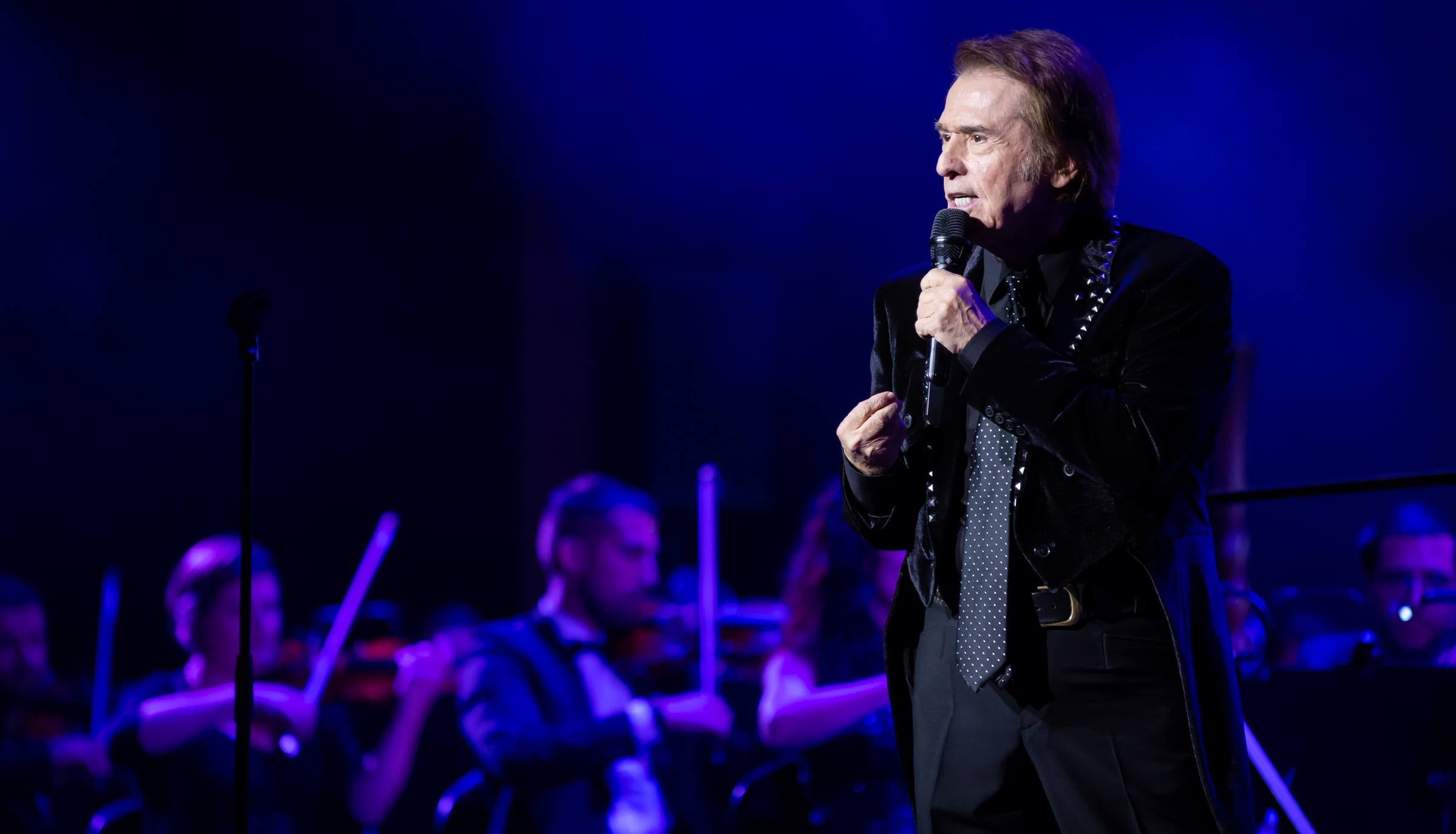 Concierto 'RESinphonico' de Raphael en Riojafórum