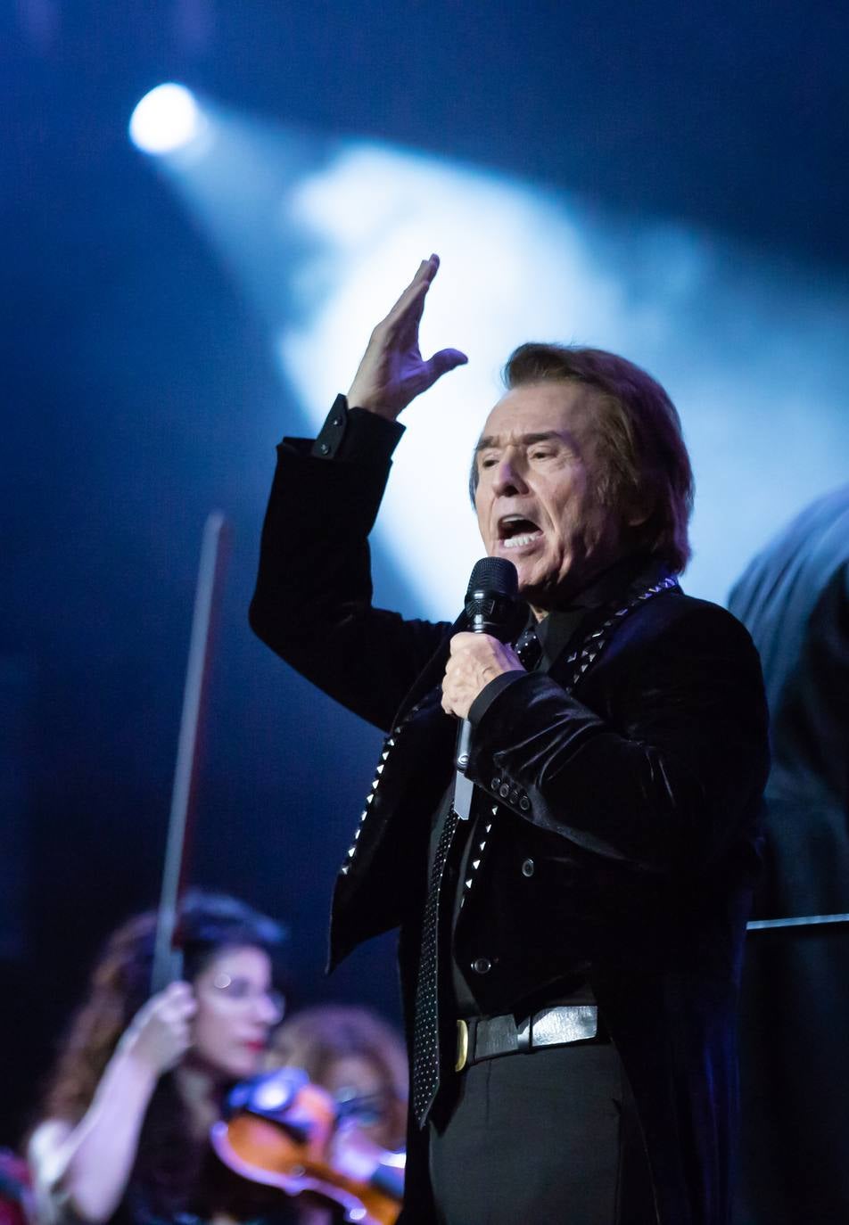 Concierto 'RESinphonico' de Raphael en Riojafórum