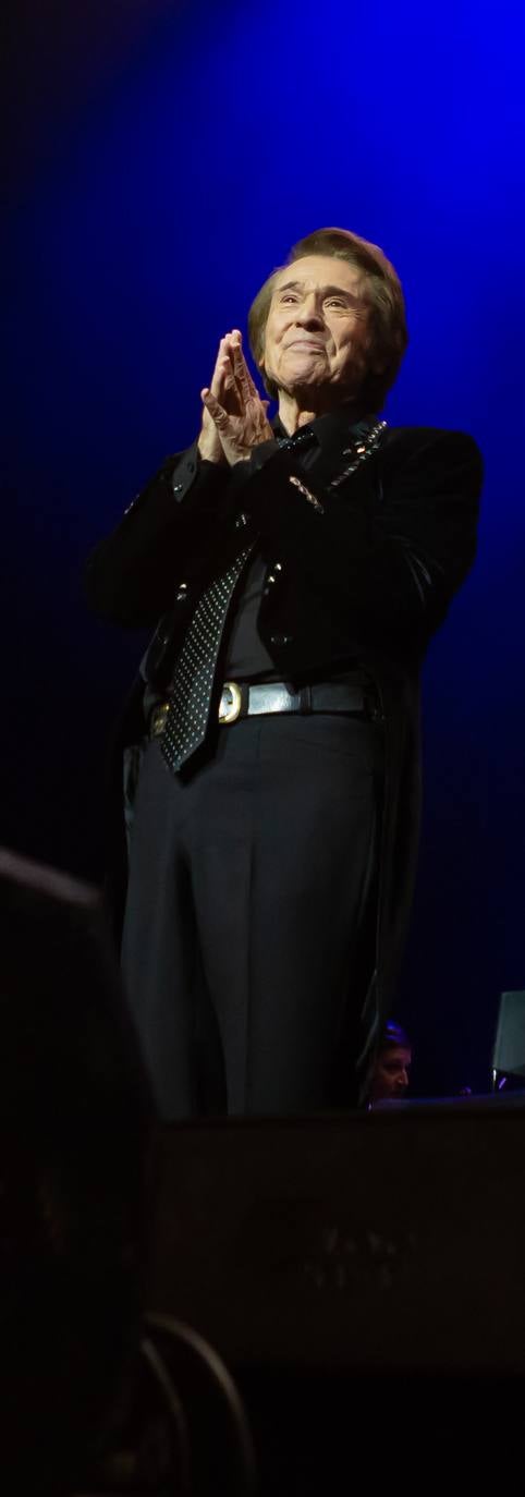 Concierto 'RESinphonico' de Raphael en Riojafórum