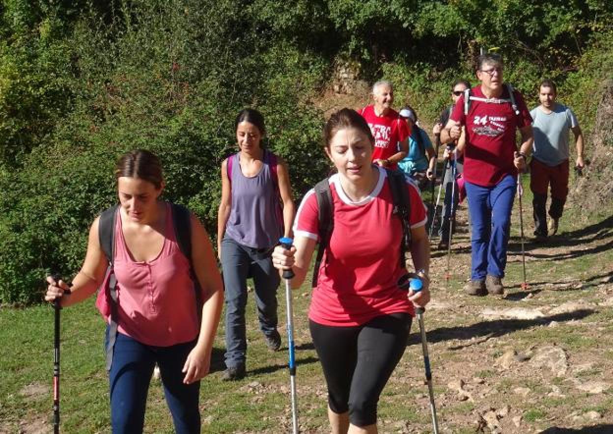 Llegando a la aldea de Turza, al final de una larga cuesta. 