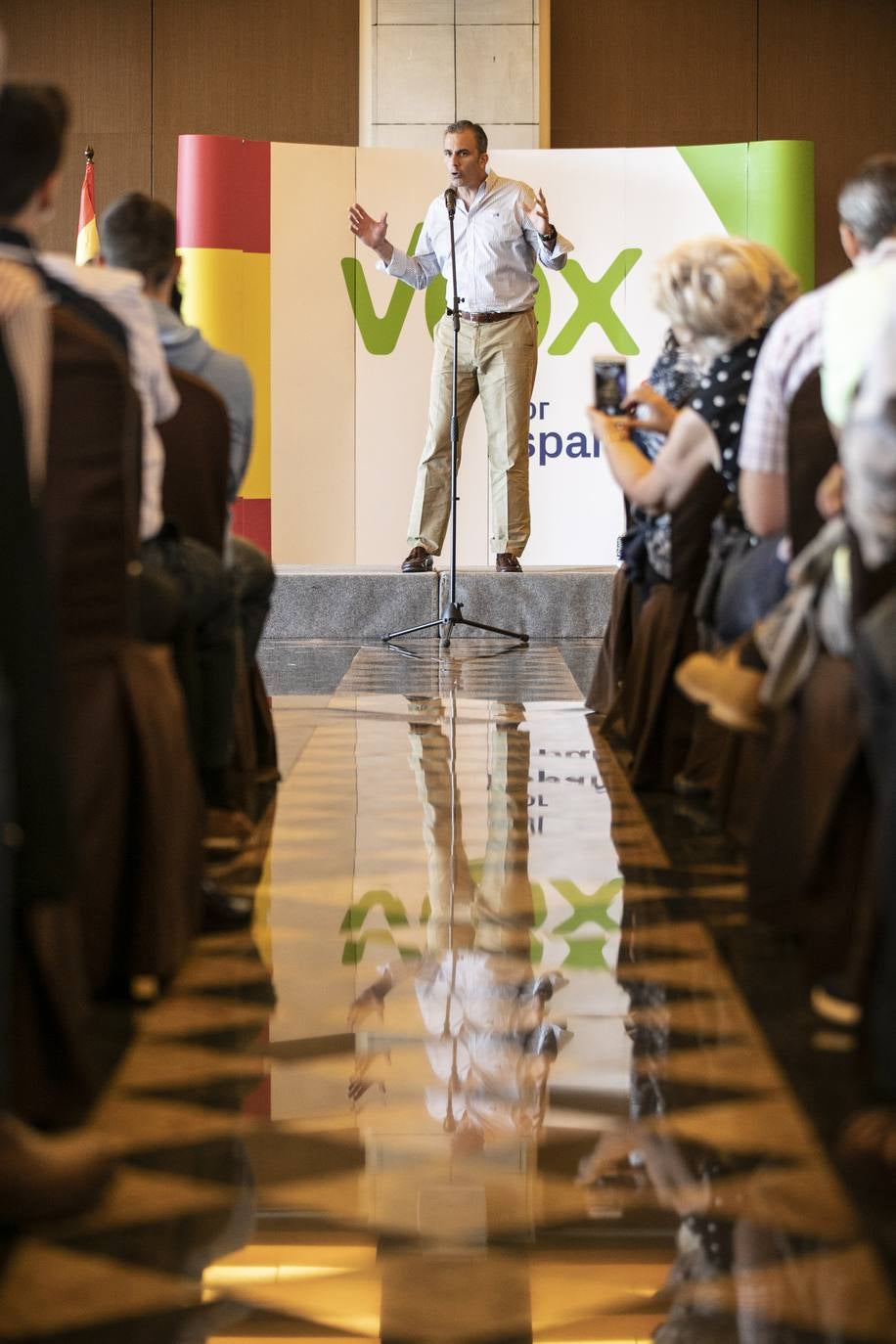 El secretario general de VOX ha intervenido en un acto público en la capital riojana. 