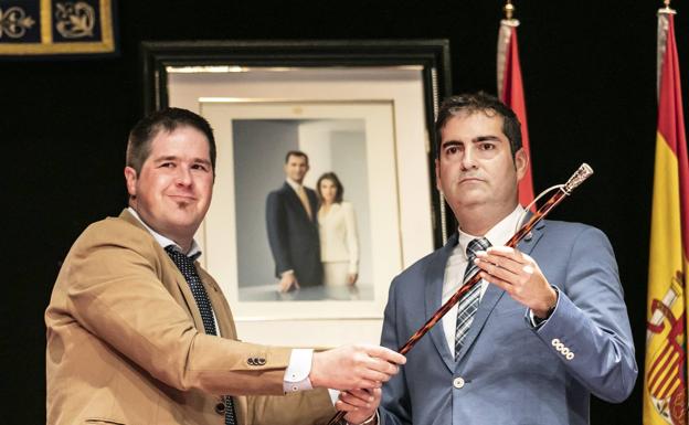Galería. Todas las imágenes de la moción de censura de Santo Domingo.