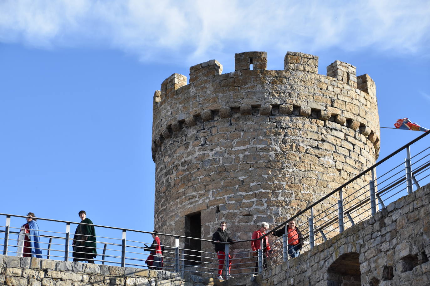 La inauguración de las XIV jornadas de artesanía medieval de Cornago, este sábado, fue un éxito