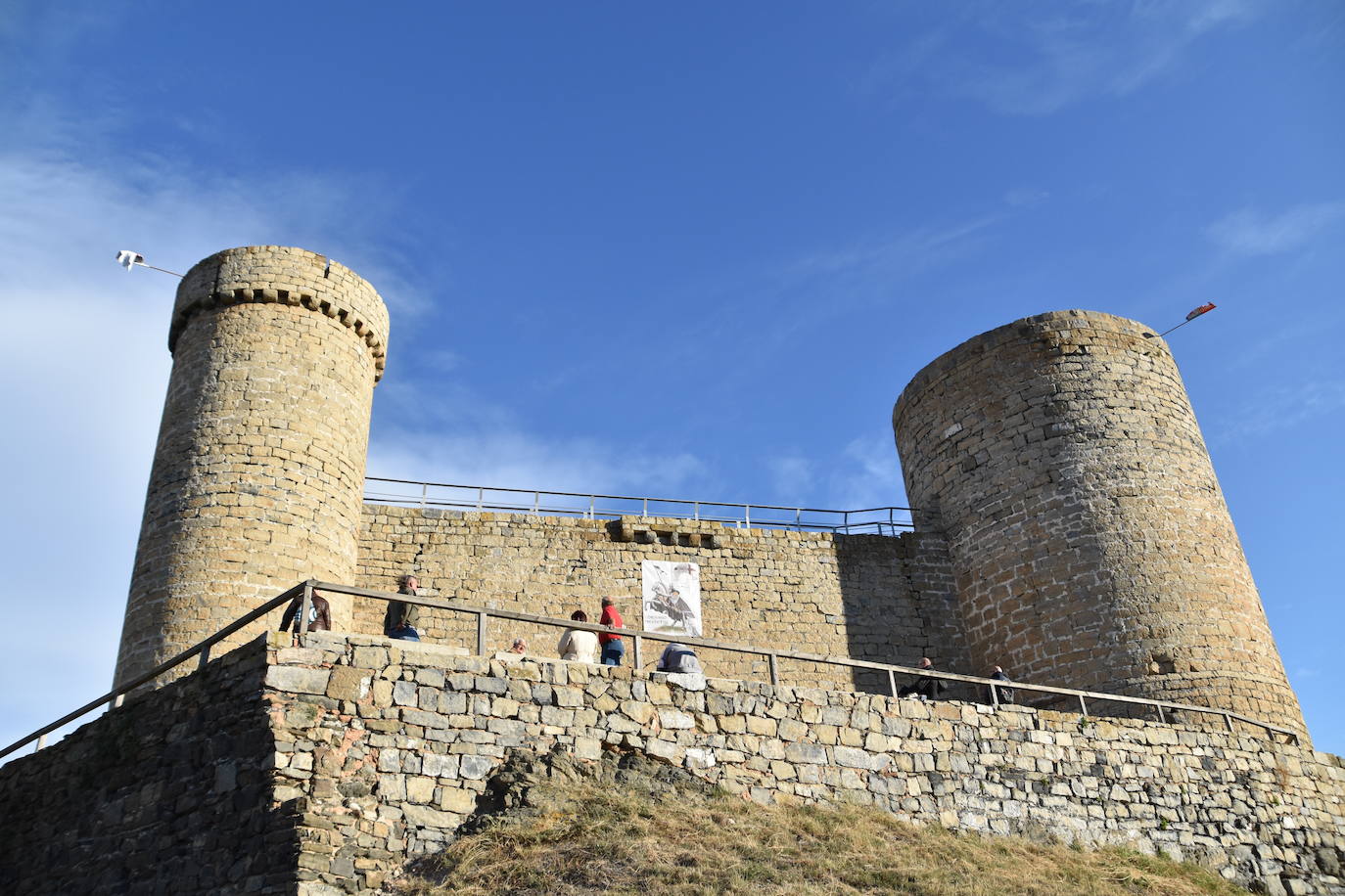 La inauguración de las XIV jornadas de artesanía medieval de Cornago, este sábado, fue un éxito