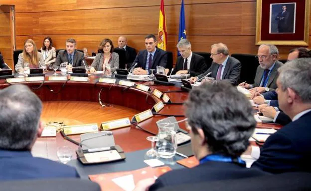 Imagen del comité de seguimiento de la situación en Cataluña.