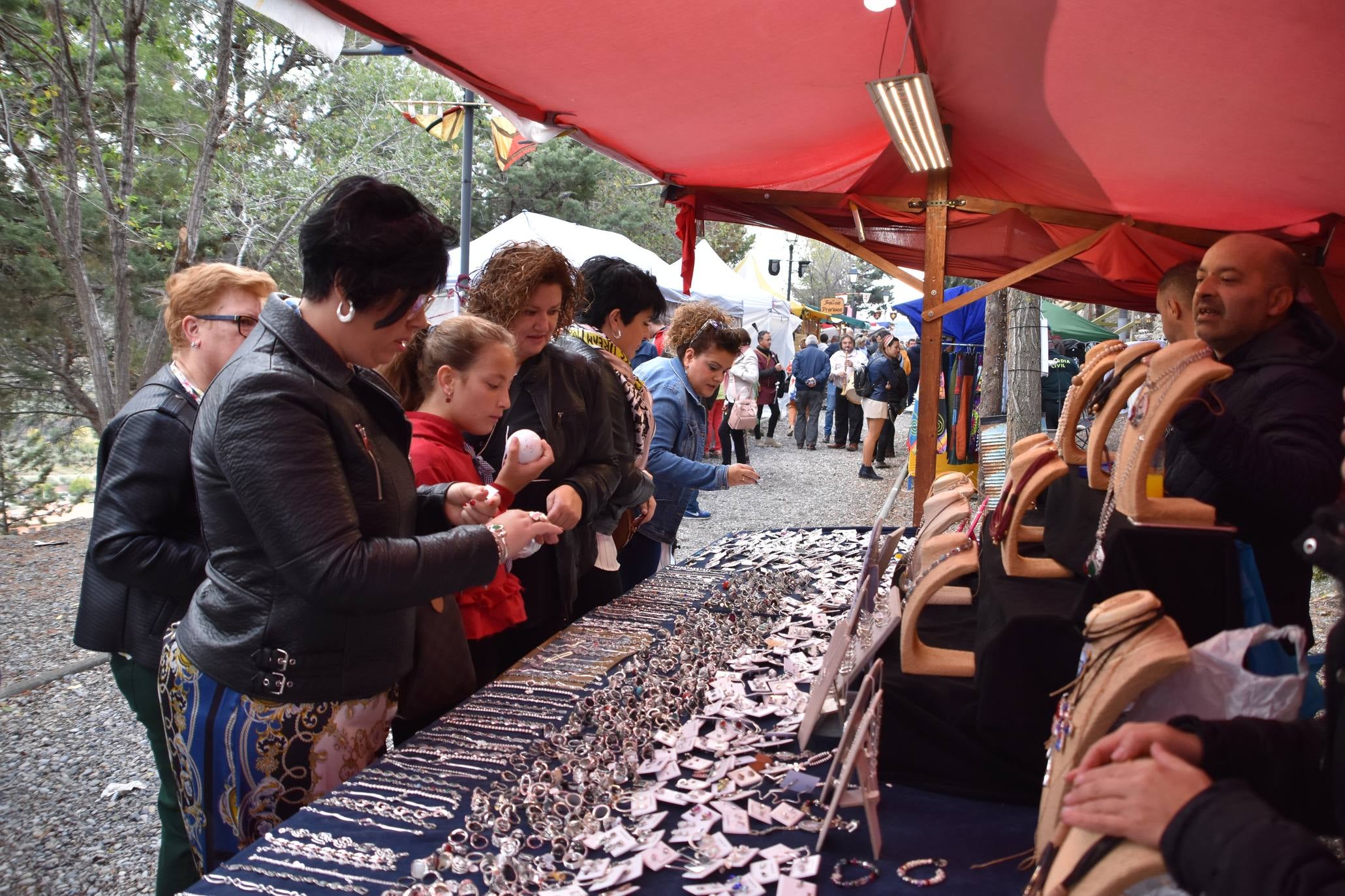 Segundo día de las XIV Jornadas de Artesanía Medieval de Cornago