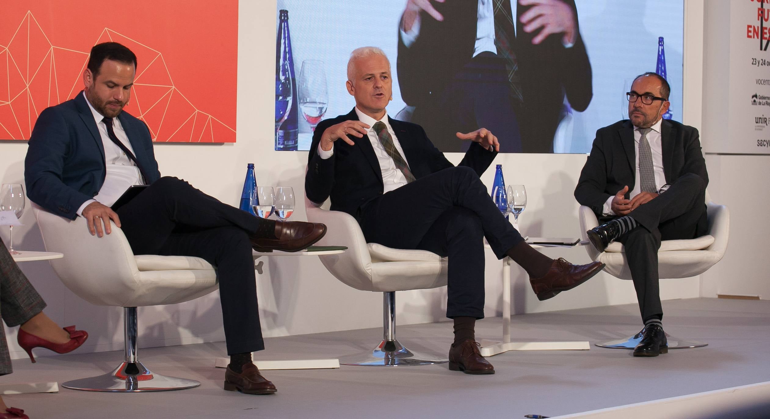 Jornada sobre Innovación e inteligencia artificial en Futuro en Español en el Círculo Logroñés