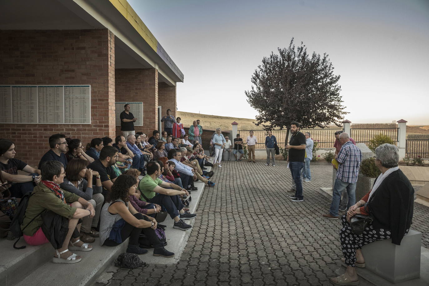 La Barranca es una poesía cargada de futuro