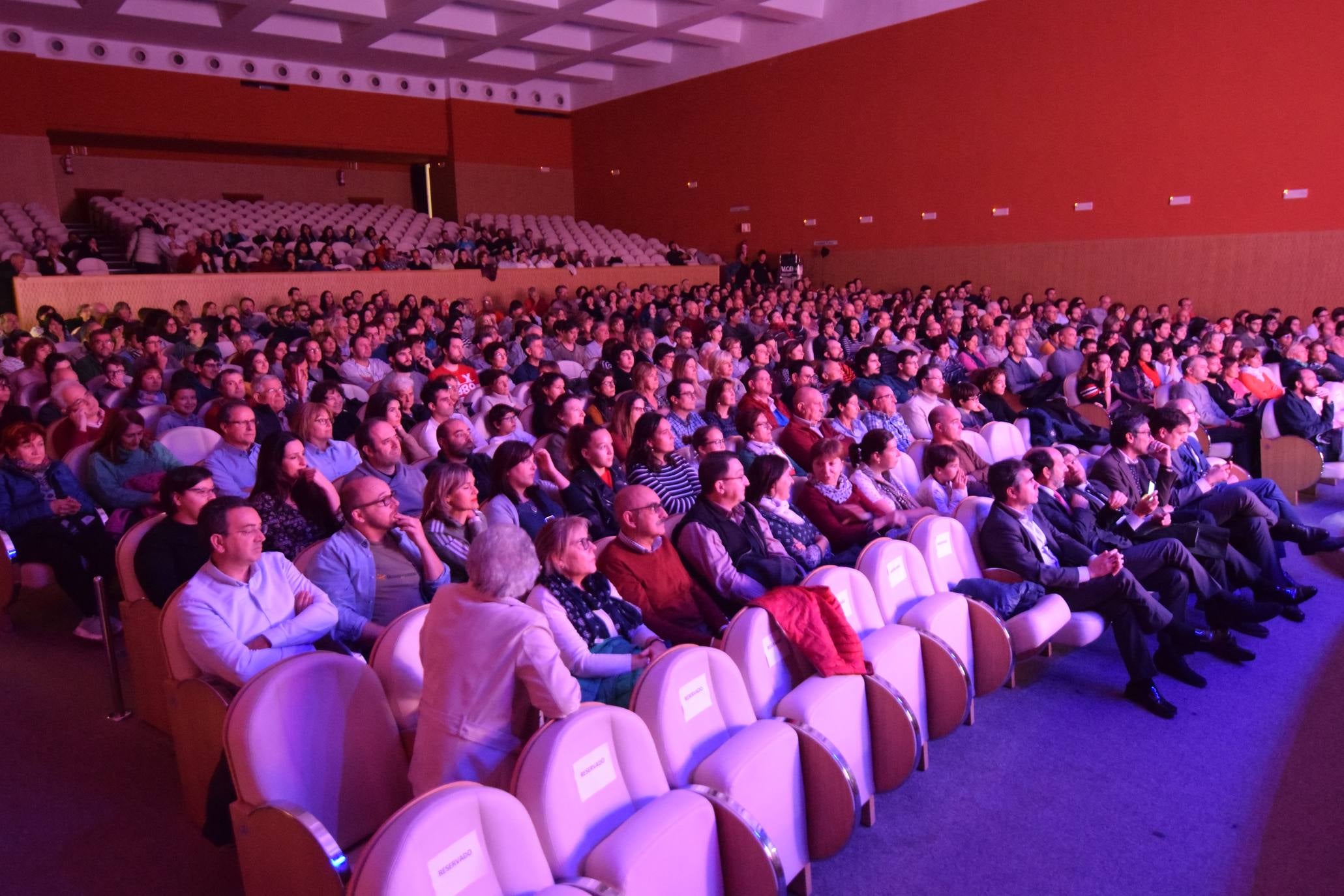 Fotos: Monólogo de Ricardo Moure en las jornadas Futuro en Español