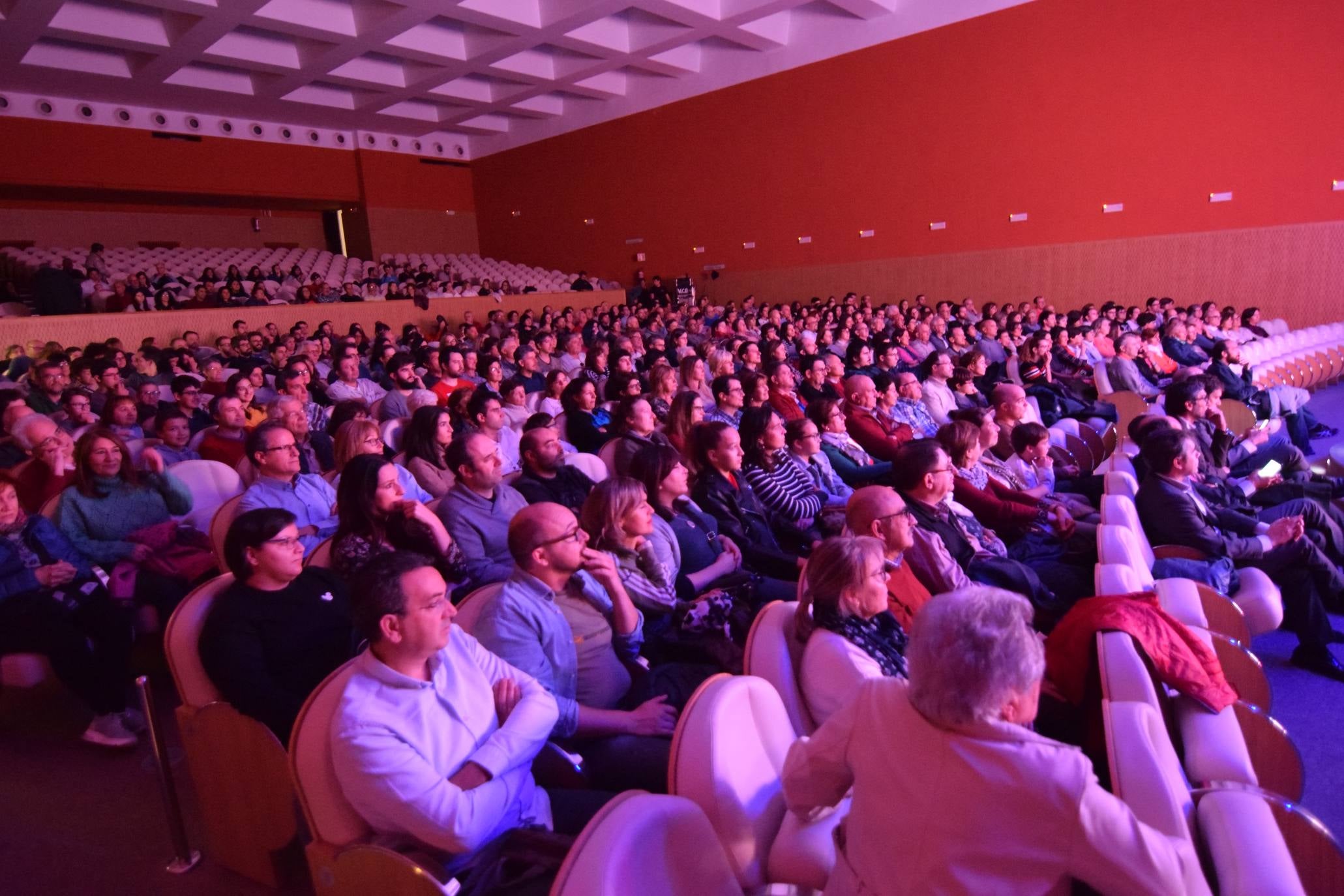 Fotos: Monólogo de Ricardo Moure en las jornadas Futuro en Español