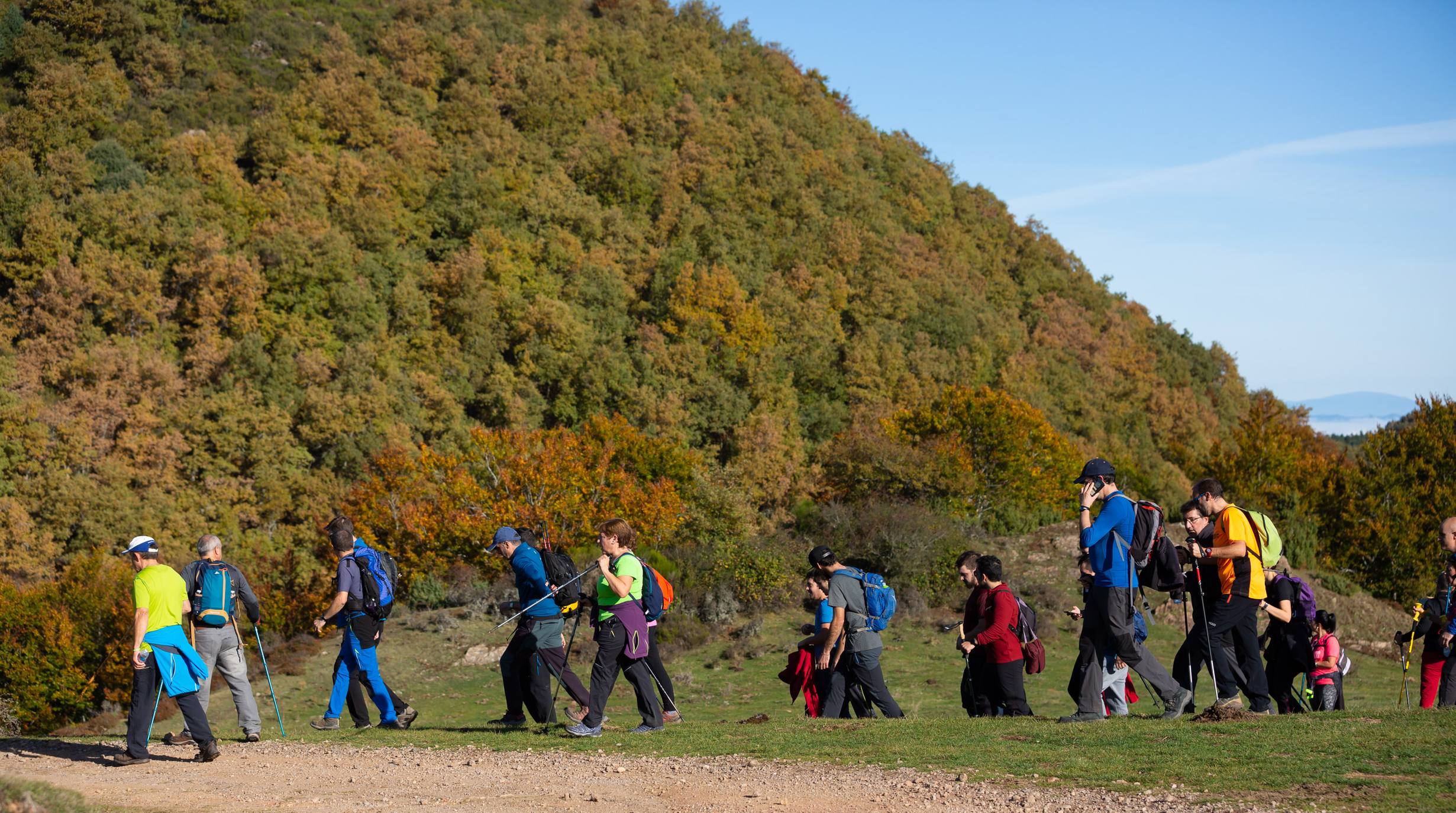 La marcha otoñal ha reunido a 450 senderistas 