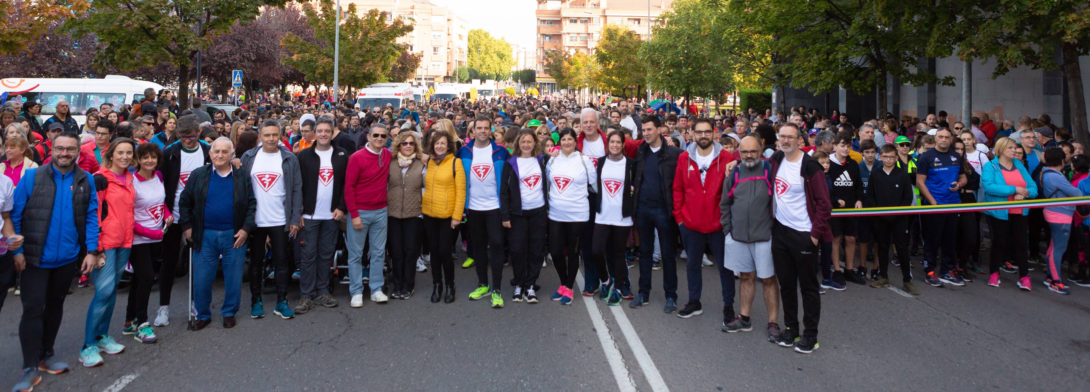 Los marchosos tienen que completar un recorrido llano de 19 kilómetros, desde la capital riojana hacia Villamediana de Iregua, Alberite y Lardero