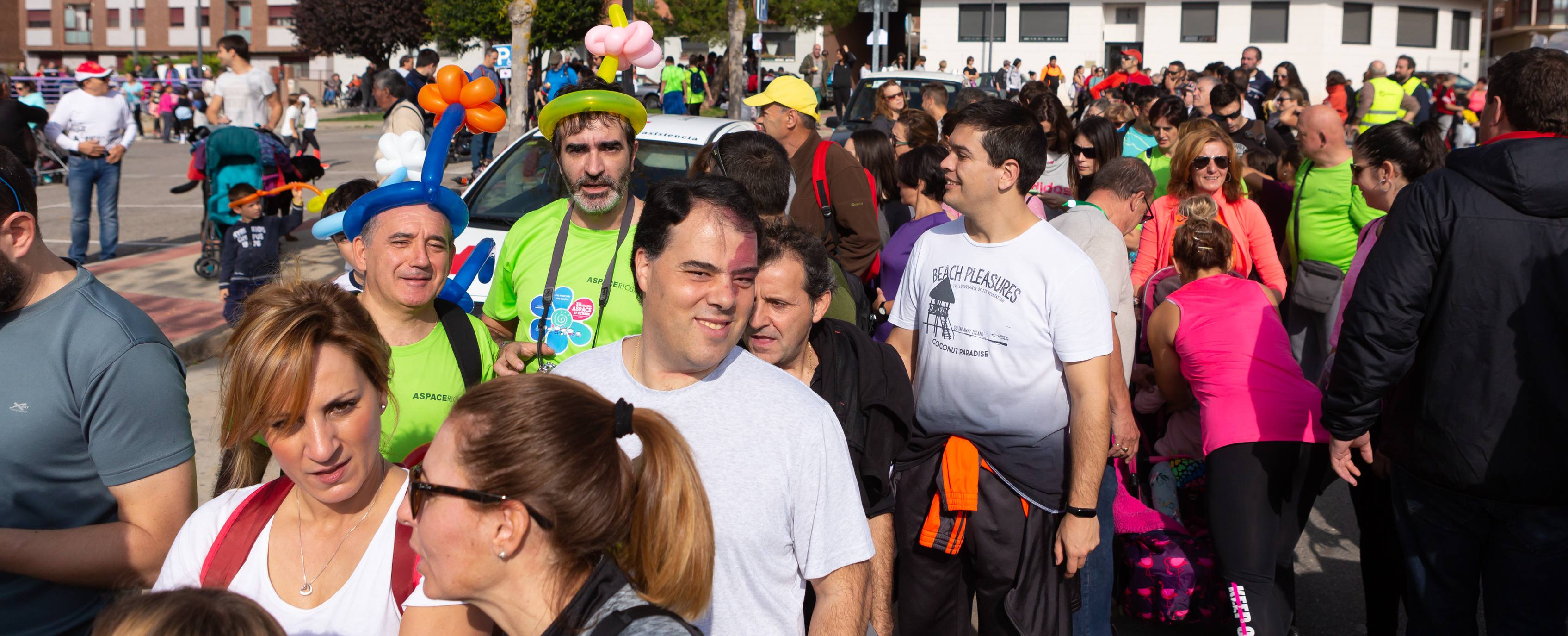 Los marchosos tienen que completar un recorrido llano de 19 kilómetros, desde la capital riojana hacia Villamediana de Iregua, Alberite y Lardero