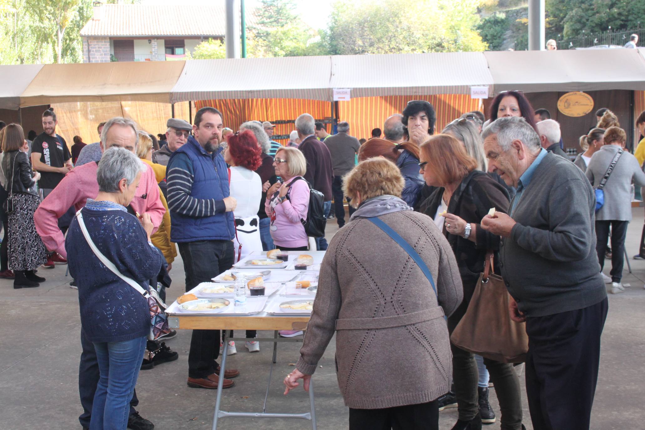 Casi 6.000 personas acudieron a la localidad riojana. 