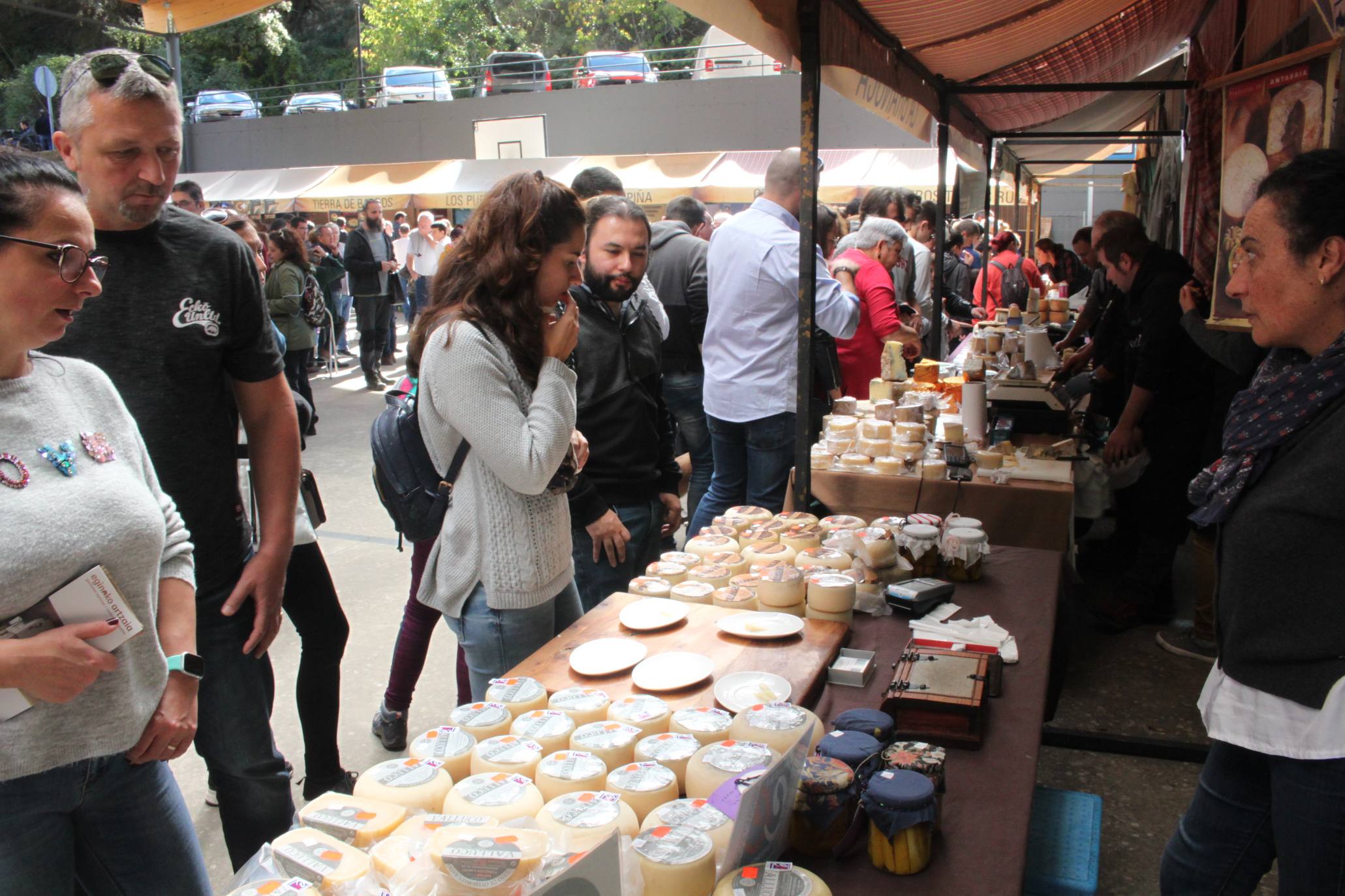 Casi 6.000 personas acudieron a la localidad riojana. 