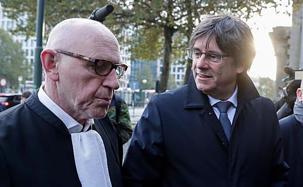 El Gobierno avisa a Bélgica de que habrá consecuencias si no entrega a Puigdemont