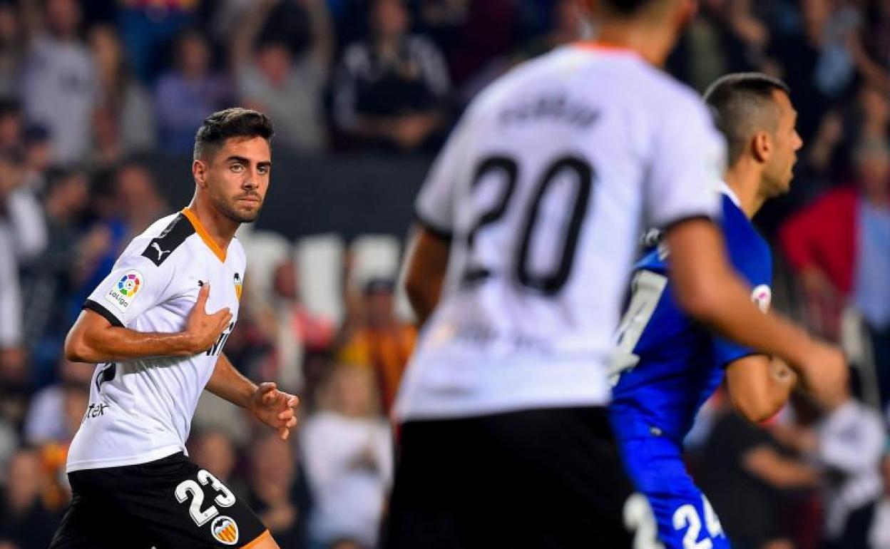 Rubén Sobrino (i) celebra el gol que valió el empate ante el Sevilla. 