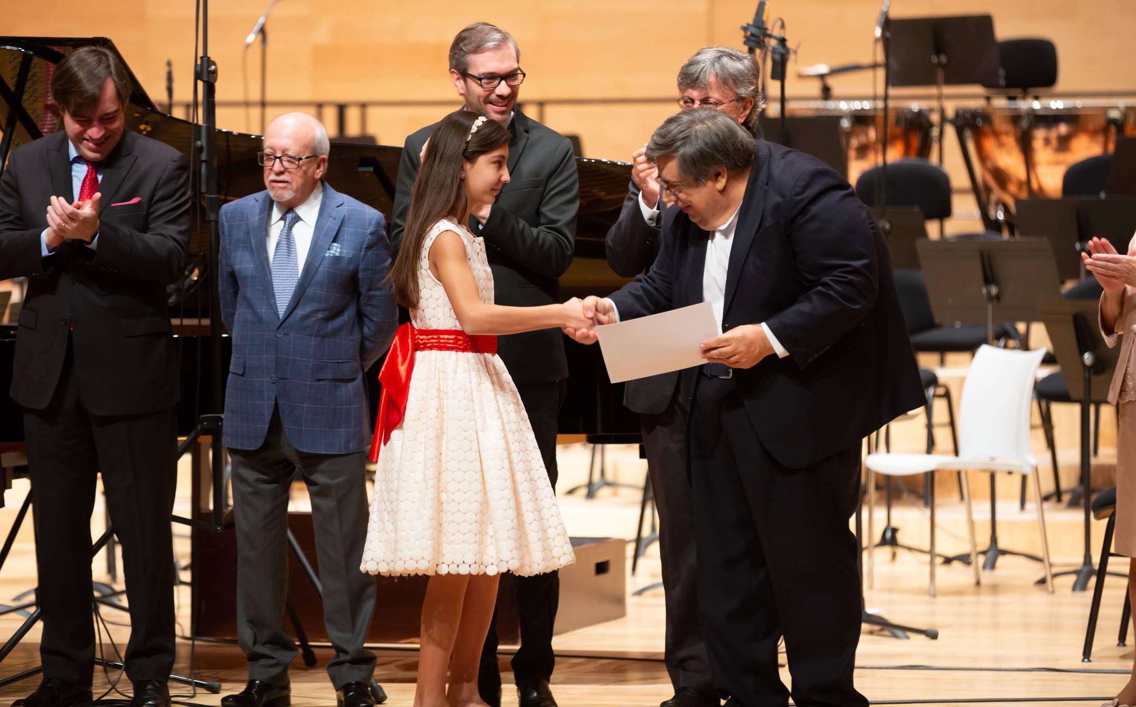 Este miércoles ha tenido lugar en el Riojafórum el festival de piano donde se galardonó a los pianistas vencedores de las diferentes categorías. Una jornada lúdica donde se interpretaron algunas de las piezas más conocidas del género musical