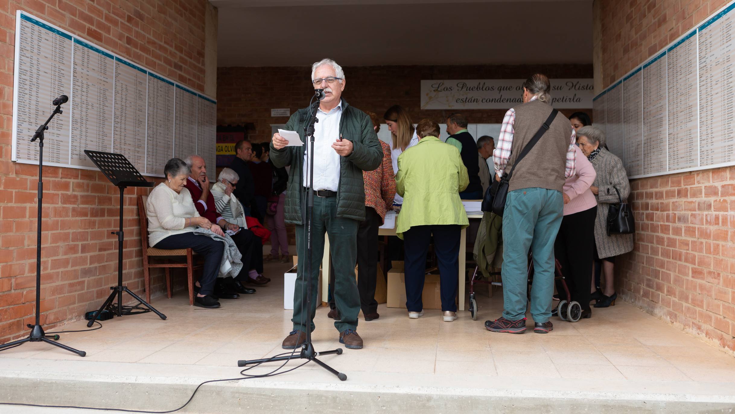 Fotos: Homenaje de La Barranca a las víctimas de la Guerra Civil