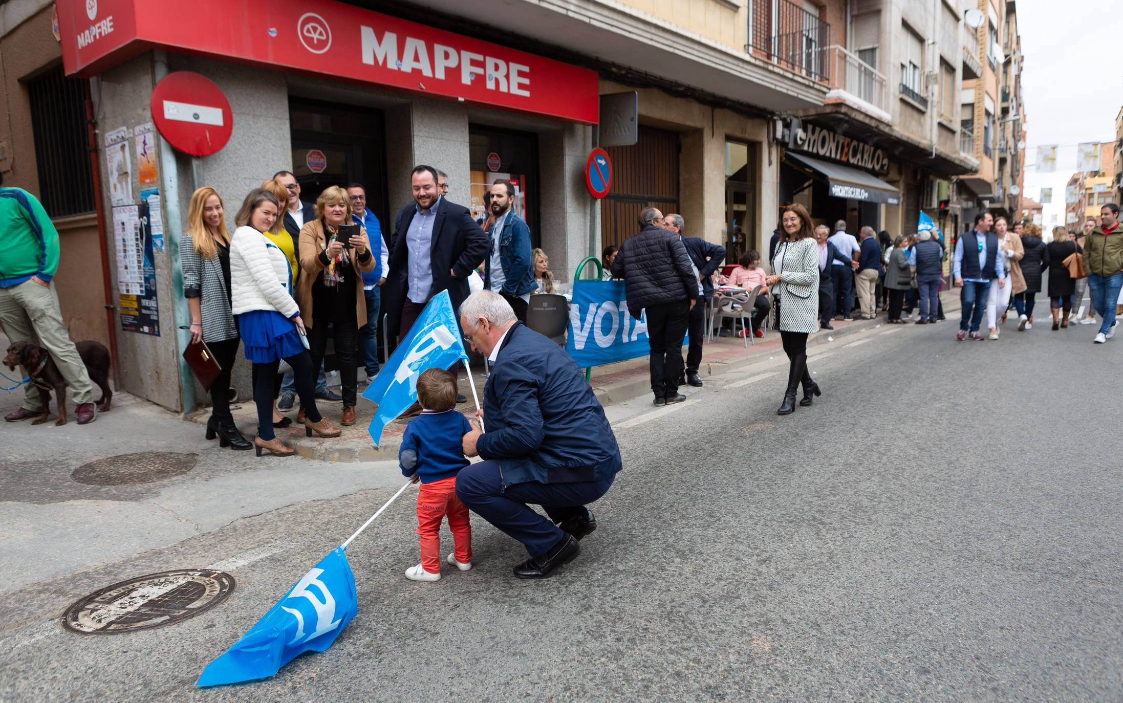 El líder del Partido Popular ha visitado la localidad catona.