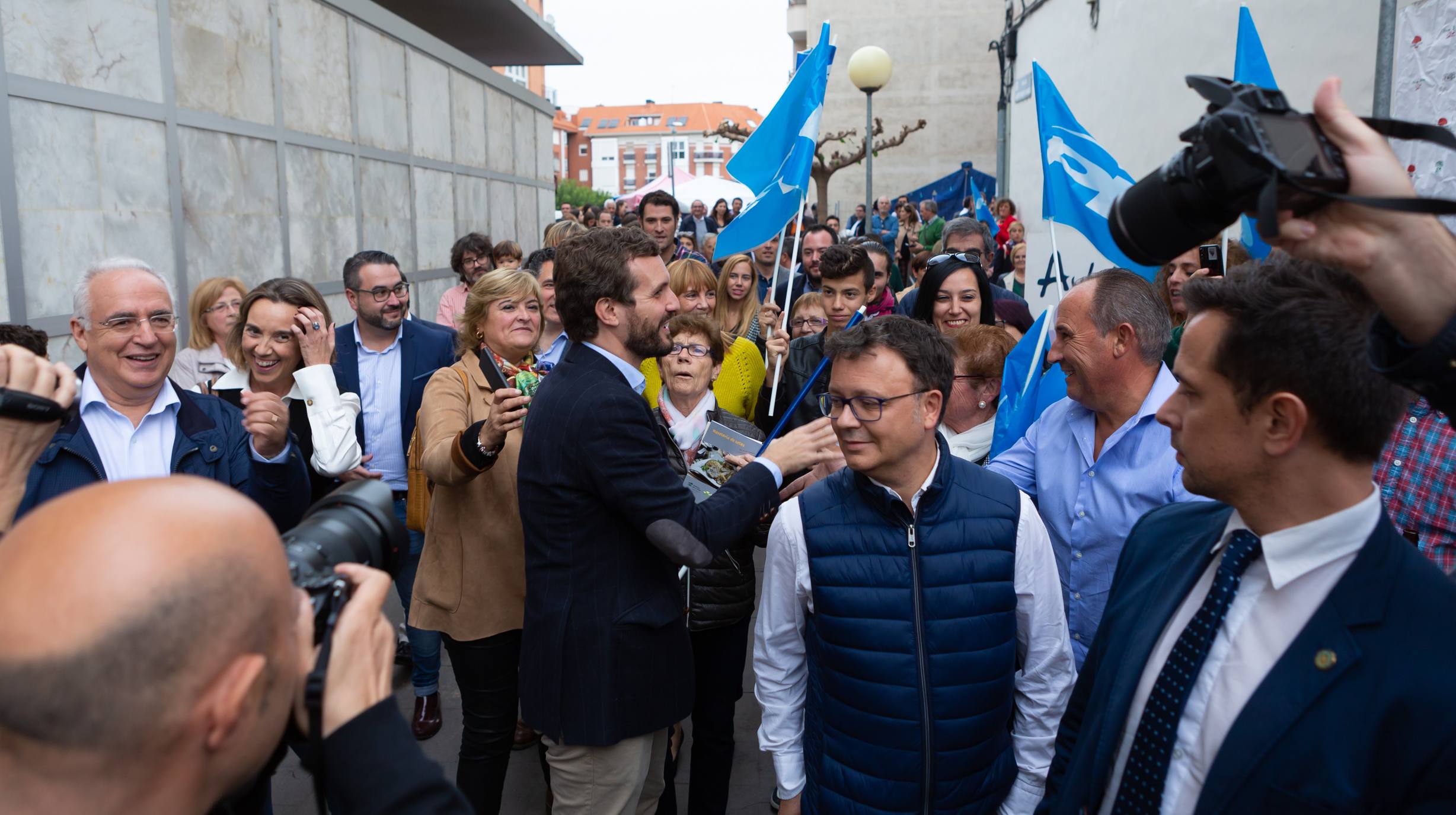 El líder del Partido Popular ha visitado la localidad catona.