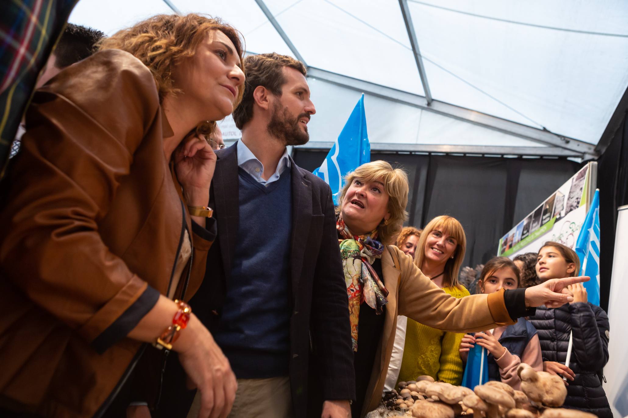 El líder del Partido Popular ha visitado la localidad catona.