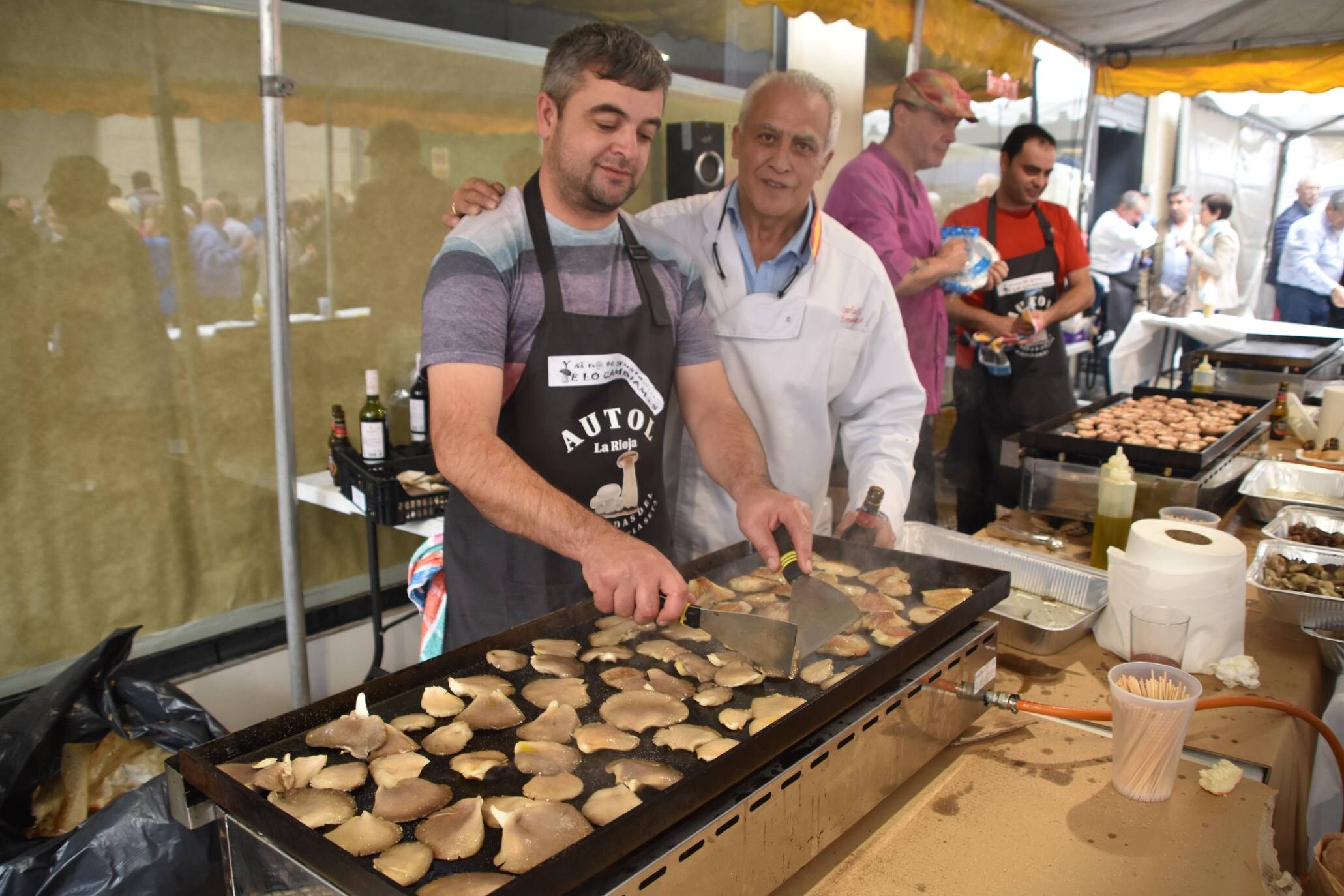 Jornadas del champiñón y seta con exposición de especies cultivadas, mercado, animación con 'Pedritonewheel' y la ruta de pinchos y menús especiales dos establecimientos hosteleros