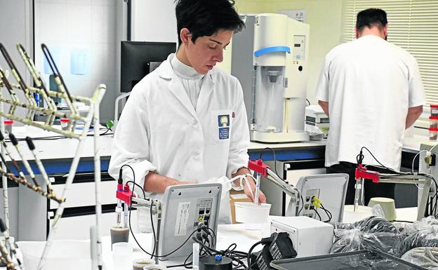El CTICHanaliza en torno a 6.500 muestras al año.