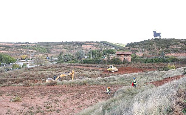 Imagen principal - Arrancan en Navarrete las obras de la Ronda Sur de Logroño