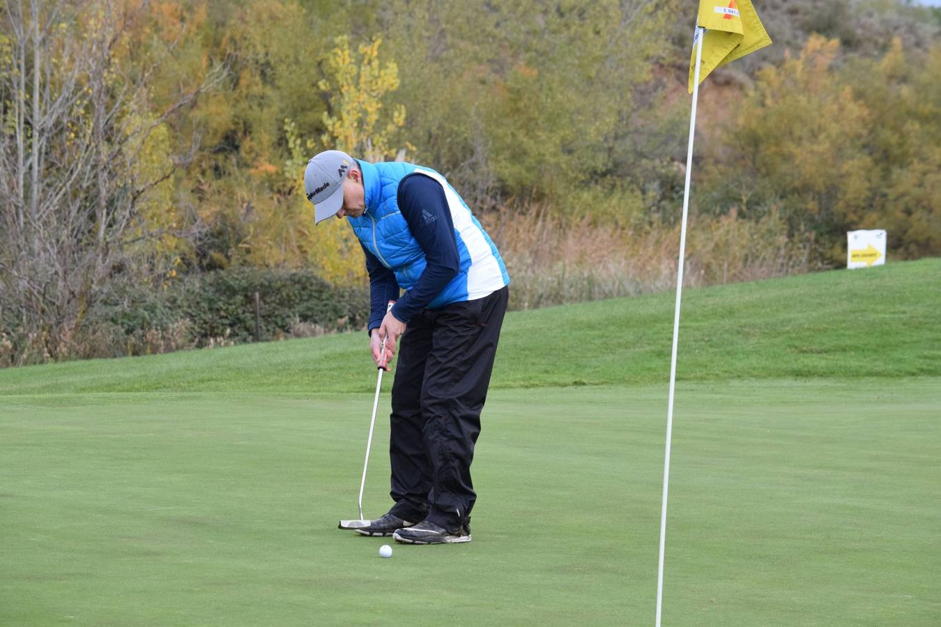 Los jugadores disfrutaron de una gran jornada de golf.